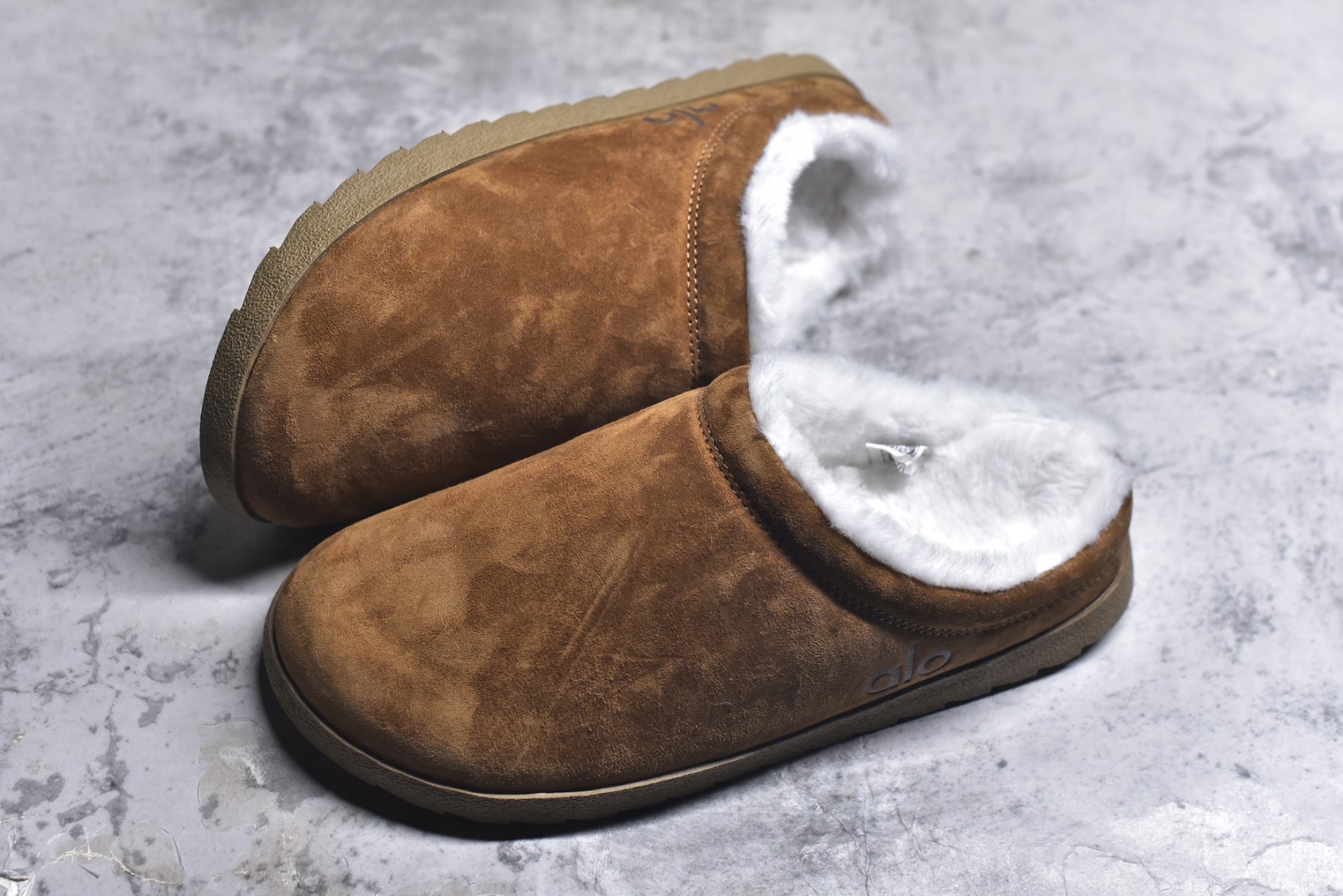 图片[7]-#Alo Recovery Slipper 秋冬季居家户外懒人加绒一脚蹬 栗色 #大厂采购原材料多处细节一步到位 搭配防滑耐磨鞋底 居家户外随意搭配 尺码：36 37 38 39 40 41 42 43 44 45-选品中心