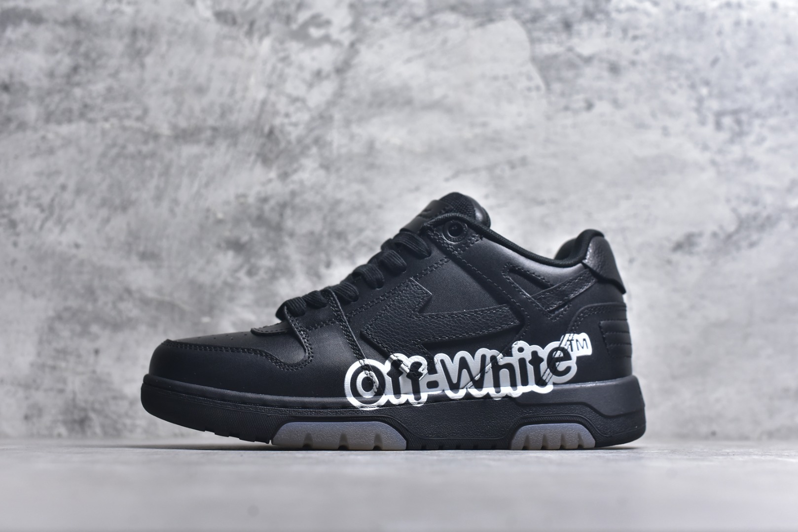 #OFF-WHITE Out Of Office 休闲低帮 低帮 时尚板鞋 尺码：36 37 38 39 40 41 42 43 44 45 46 47-选品中心