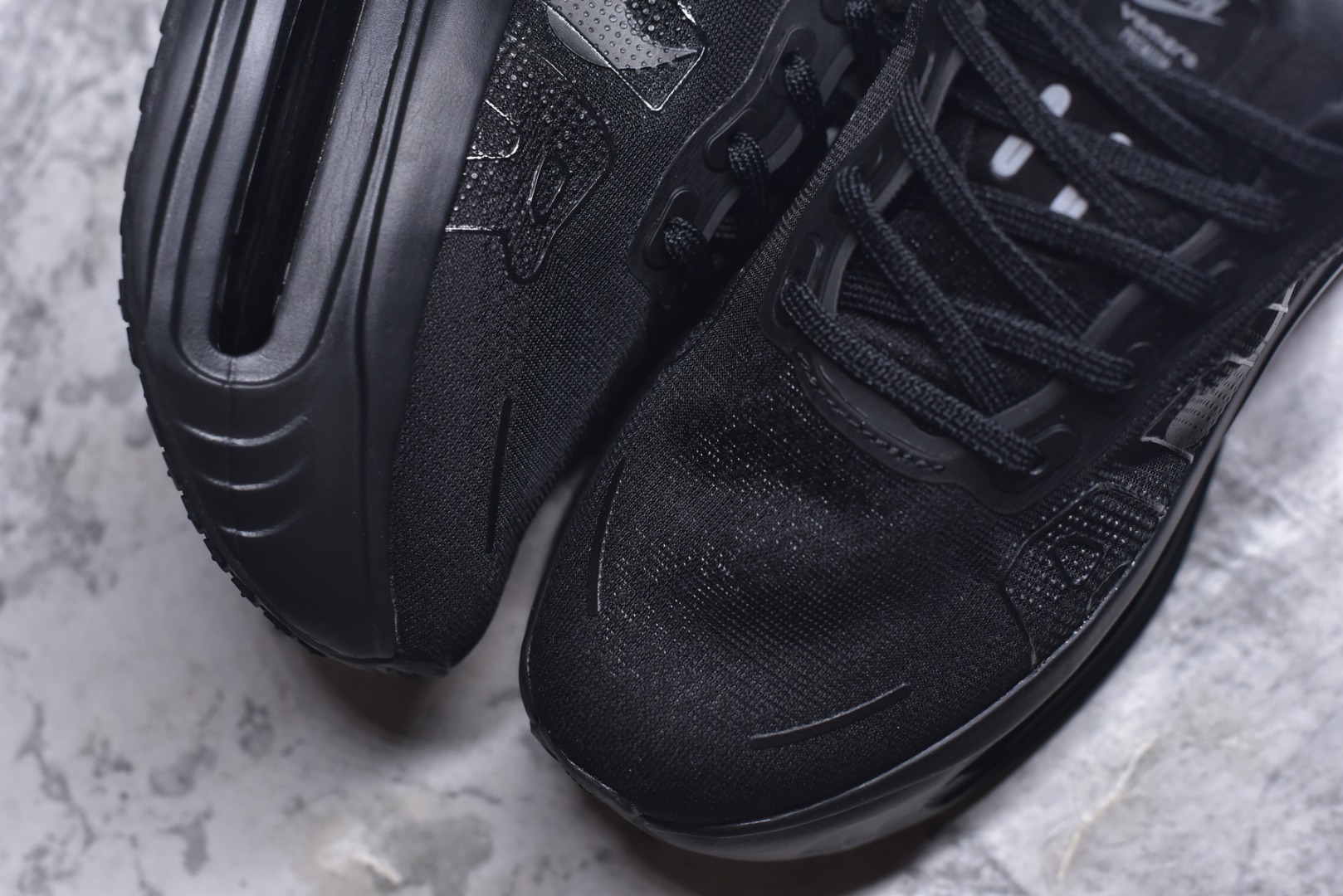 图片[8]-#Nike ZOOM PREMIUM 耐克 飞马 舒适减震防滑 低帮跑步鞋全掌ReactX泡绵中底 前掌和后跟还配备了Air Zoom气垫单元 据说跑起来更快更舒适哦 这次最大的升级点 首次引入了ReactX泡绵 货号：FN8453 002 尺码：36-45-选品中心