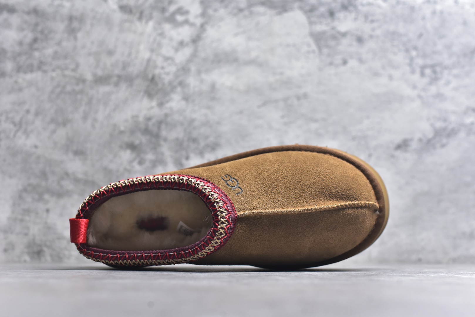 图片[4]-#X1 全网最齐 ugg 130+配色 市面顶级版本 UGG Tazz民族风厚底女款 小红书爆款 广州外贸大厂生产 鞋头到鞋垫真羊皮毛一体 独立外盒包装 芯片 带防水工艺 区别市面任何版本 5cm厚底 独立原版开发大底 羊绒鞋垫 冬季保暖外出 家居都是很适合的选择 进年uug推出款式系列 局部偏向年轻消费者喜好 也走到时尚潮流穿搭的前沿 鞋身材质 防泼水涂层翻毛皮鞋面 17毫米UGGPURE™植入式羊毛内底 轻便防滑舒适橡胶外底 带有品牌LOGO商标 带全套包装 尺码： 35 36 37 38 39 40-选品中心