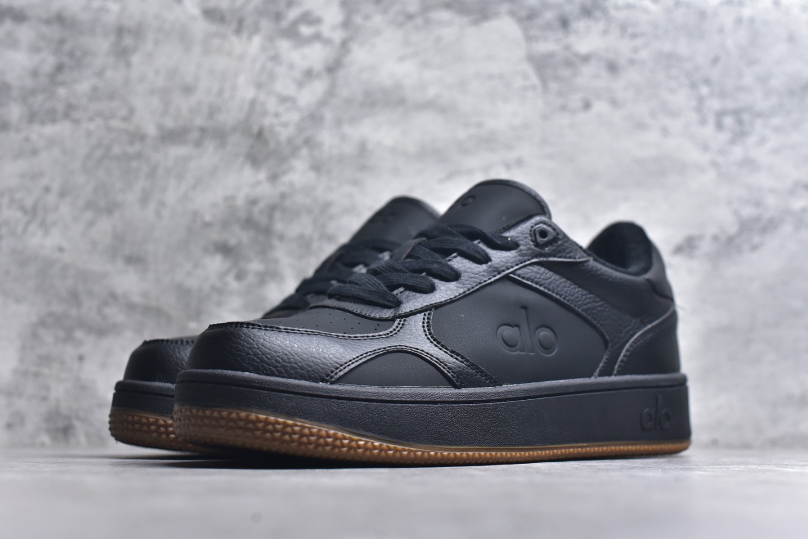 图片[2]-#Alo Recivery Mode 秋冬生活休闲鞋 A0685U Black #大厂采购原材料多处细节一步到位 搭配防滑耐磨鞋底 居家户外随意搭配 尺码：36 36.5 37 37.5 38 38.5 39 40 41 41.5 42 42.5 43 44 45 46 9.D4-选品中心