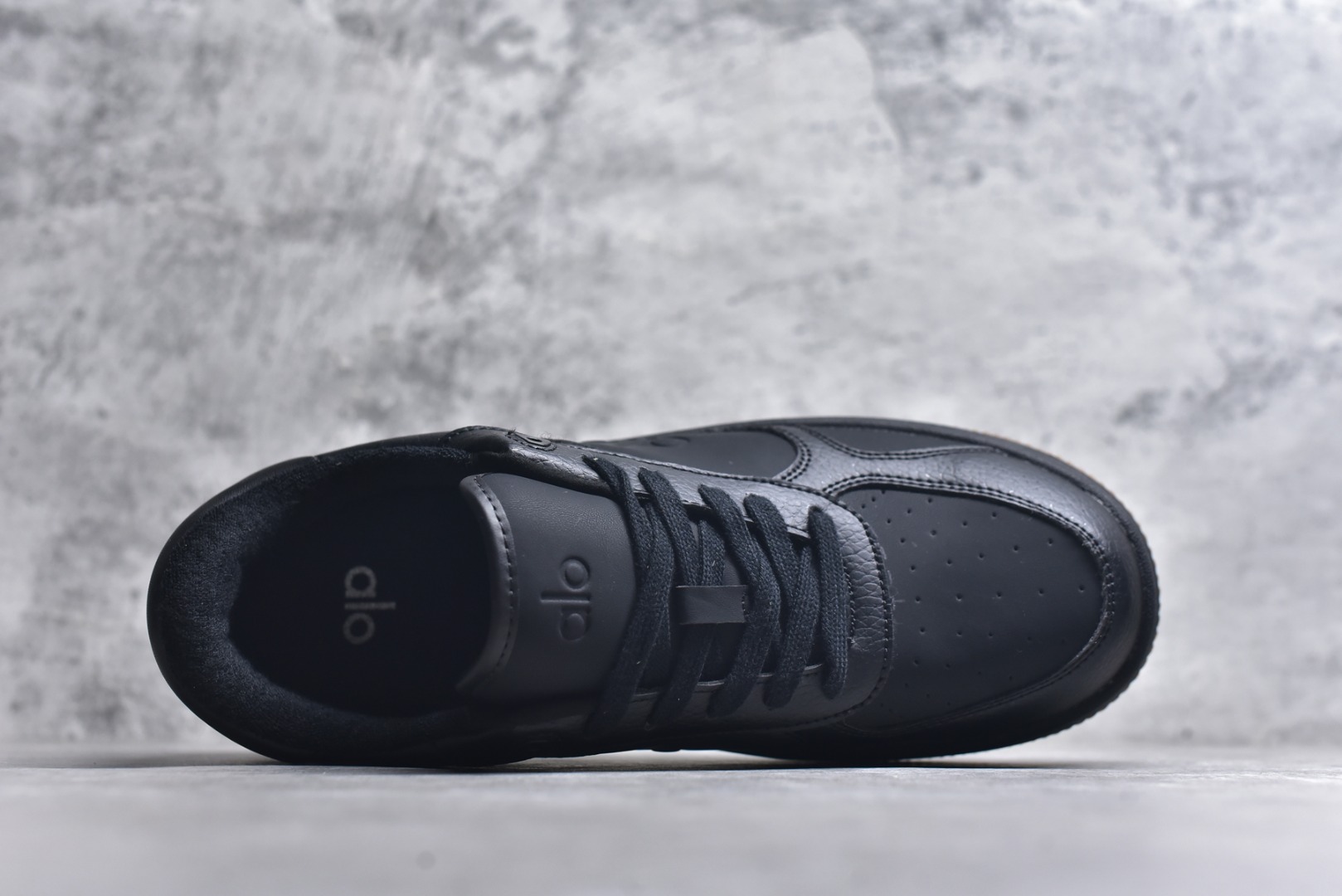 图片[4]-#Alo Recivery Mode 秋冬生活休闲鞋 A0685U Black #大厂采购原材料多处细节一步到位 搭配防滑耐磨鞋底 居家户外随意搭配 尺码：36 36.5 37 37.5 38 38.5 39 40 41 41.5 42 42.5 43 44 45 46 9.D4-选品中心