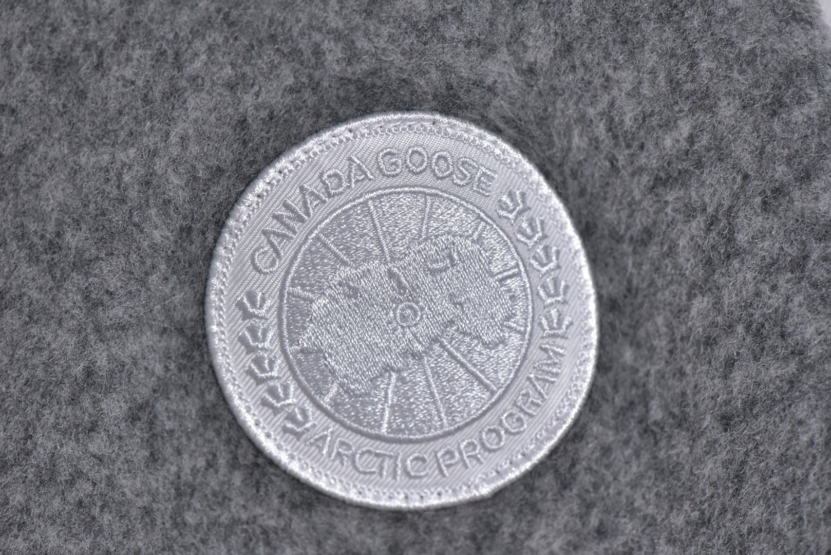 图片[4]-#CANADA GOOSE加拿大鹅白标立领抓绒夹克男款系列❗ 现货供应 全年售后❗ 温馨提示❗（只做高端产品） DF巅峰 踏上巅峰❗ 货号：7049M1-99 颜色：灰色 尺码：S. M. L. XL. XXL-选品中心