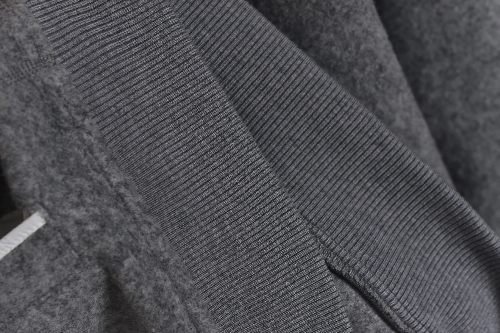 图片[9]-#CANADA GOOSE加拿大鹅白标立领抓绒夹克男款系列❗ 现货供应 全年售后❗ 温馨提示❗（只做高端产品） DF巅峰 踏上巅峰❗ 货号：7049M1-99 颜色：灰色 尺码：S. M. L. XL. XXL-选品中心