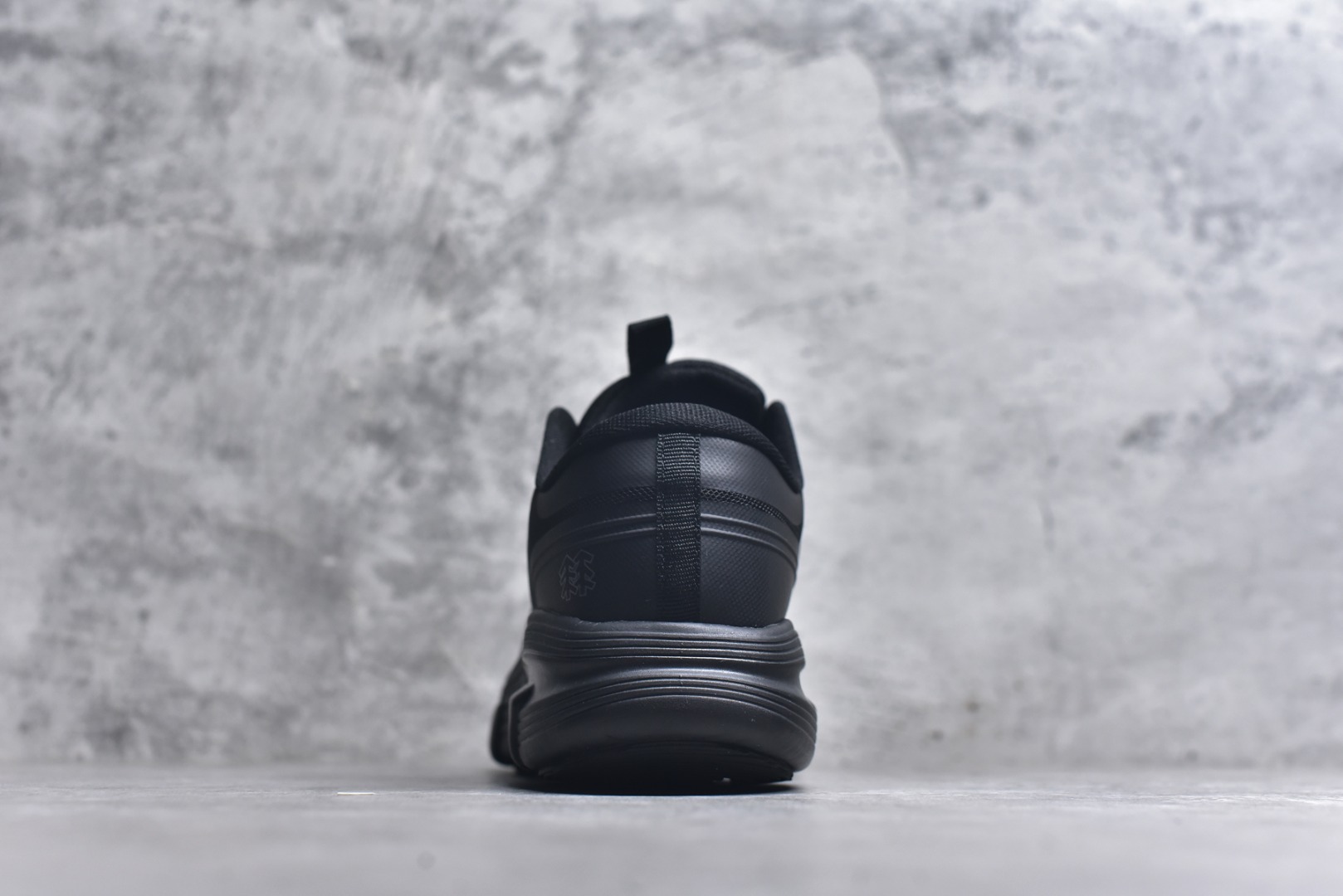 图片[5]-#KOLON SPORT Skyler 舒适柔软 支撑轻便回弹低帮徒步鞋 运动鞋男款 KOLON SPORT 可隆1973年诞生，并首次推出登山装备。自创立起，KOLON SPORT就把绿色定为基本色调，以常青树为品牌标志，坚持以关爱自然为己任，积极探求自然界的舒适，并以此应用于新产品的开发与研究。40多年来，历经不断革新，成就高端专业户外品牌。 尺码： 39 40 40.5 41 42 42.5 43 44 44.5 45-选品中心