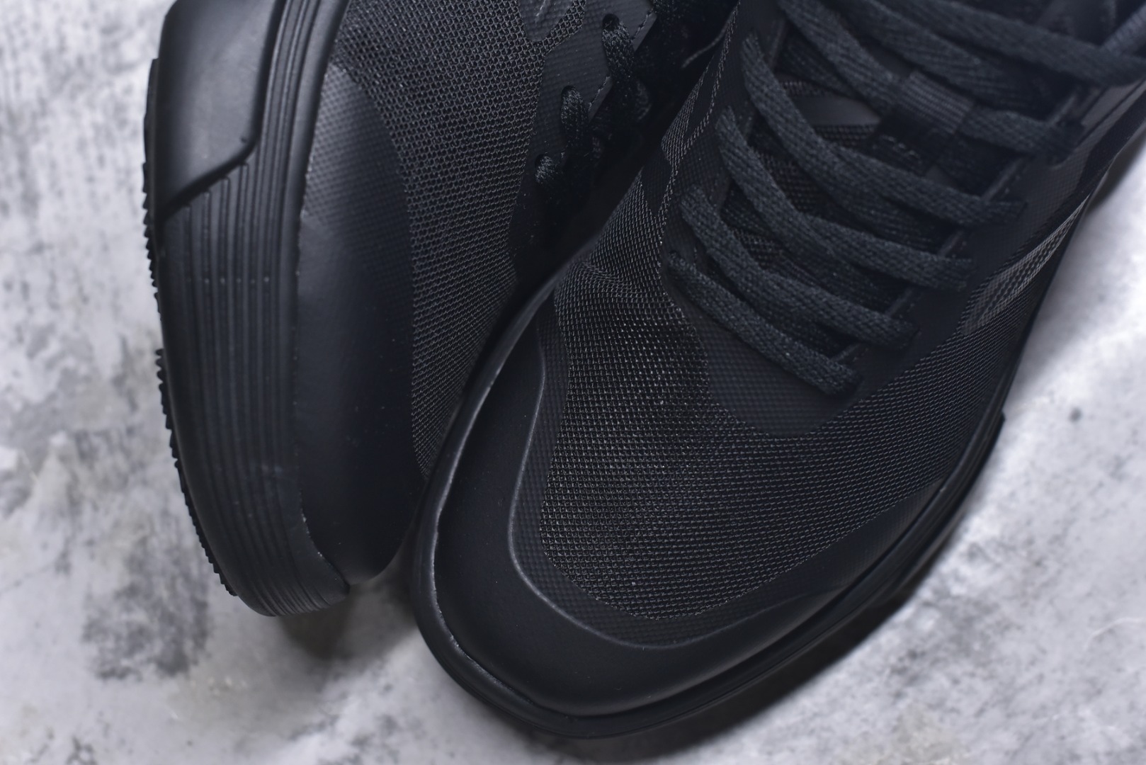 图片[8]-#KOLON SPORT Skyler 舒适柔软 支撑轻便回弹低帮徒步鞋 运动鞋男款 KOLON SPORT 可隆1973年诞生，并首次推出登山装备。自创立起，KOLON SPORT就把绿色定为基本色调，以常青树为品牌标志，坚持以关爱自然为己任，积极探求自然界的舒适，并以此应用于新产品的开发与研究。40多年来，历经不断革新，成就高端专业户外品牌。 尺码： 39 40 40.5 41 42 42.5 43 44 44.5 45-选品中心