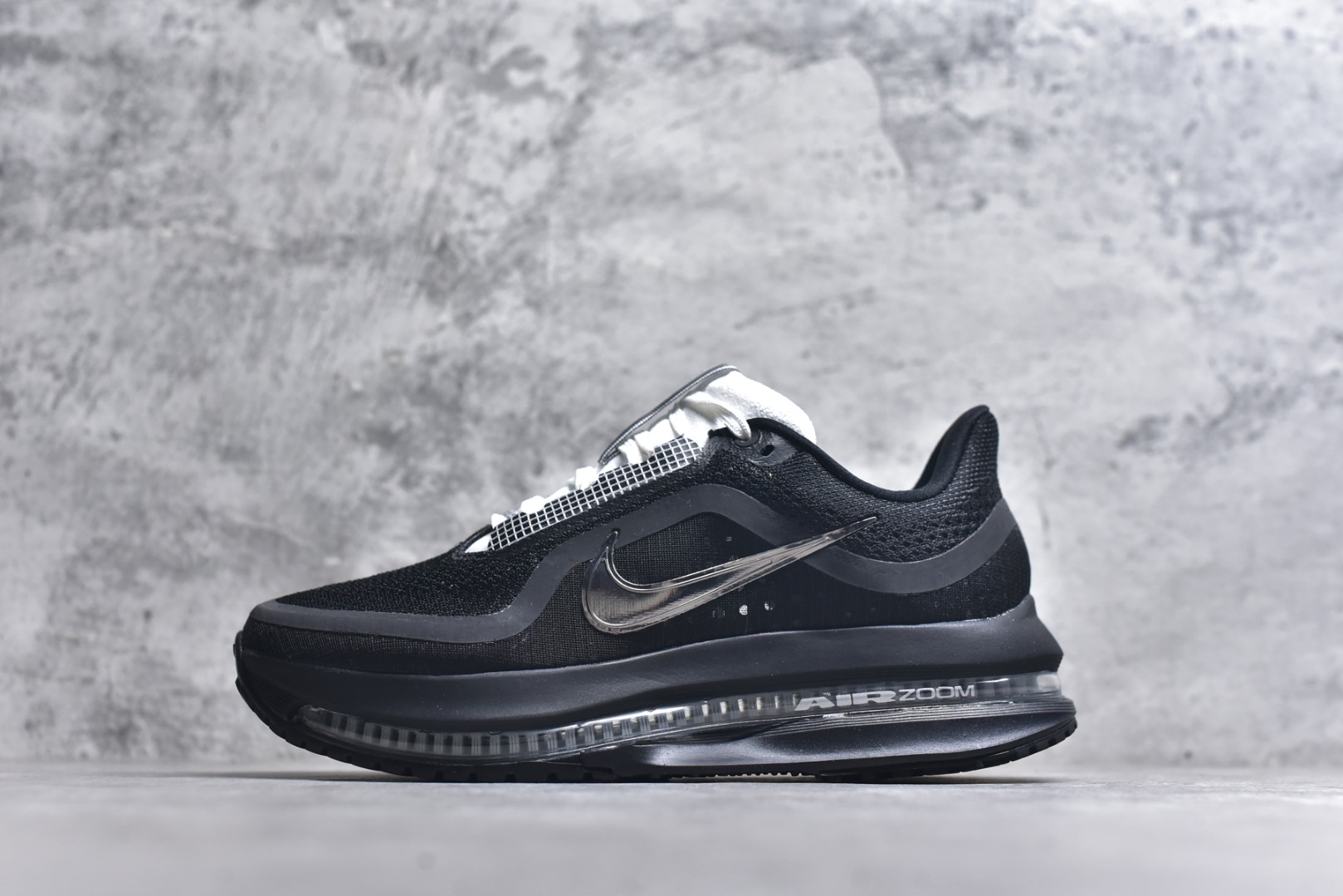 #Nike Pegasus Premium减震防滑耐磨透气 低帮跑步鞋兼顾迅疾外观和稳固脚感 后跟覆面和中足动态支撑巧妙融合 缔造稳定顺畅的迈步体验 尺码 36 36.5 37.5 38 38.5 39 40 40.5 41 42 42.5 43 44 44.5 45 货号 IH4369 001-选品中心