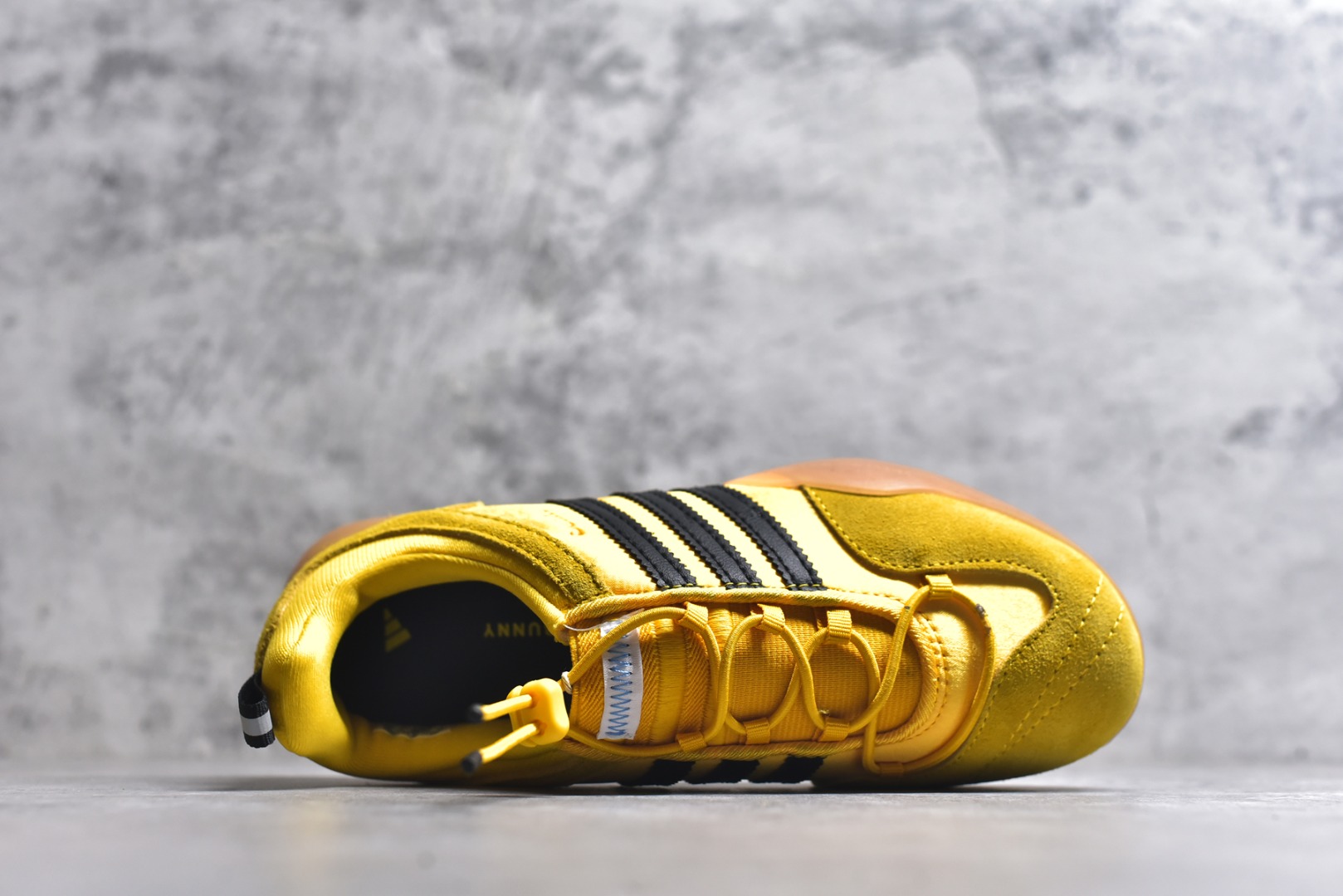 图片[4]-#Bad Bunny x adidas Ballerina 舒适百搭 防滑耐磨 低帮 生活休闲鞋 男女同款 货号：JQ9230 尺码：35-45（半）-选品中心