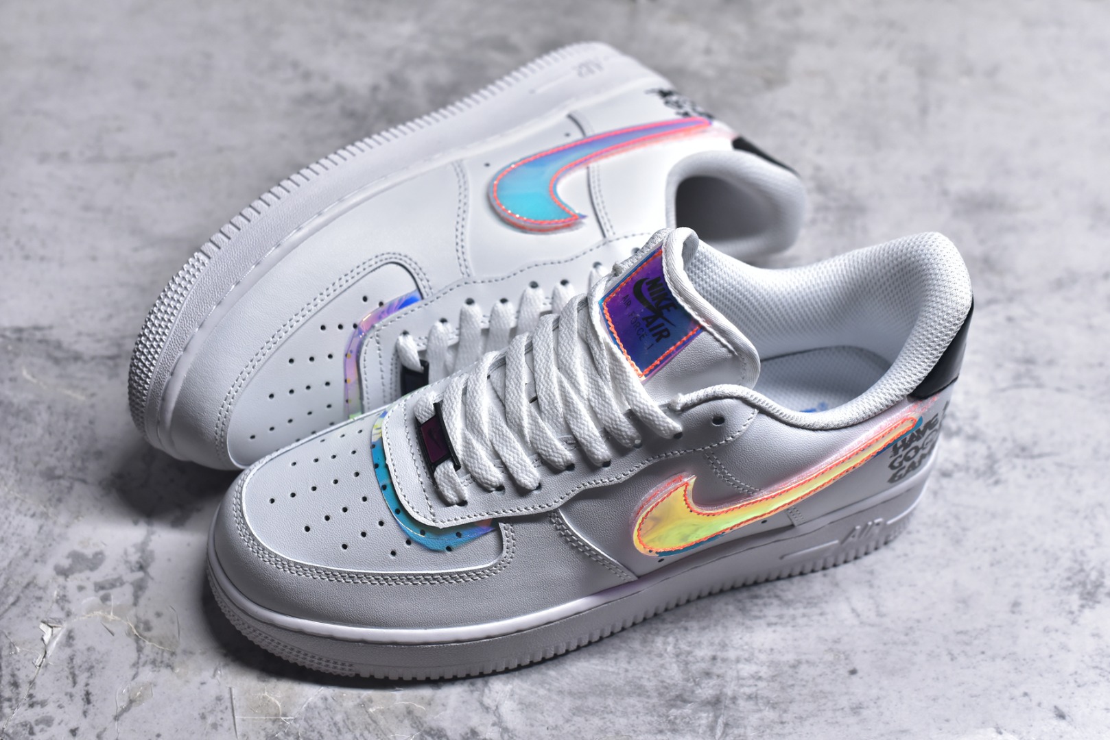 图片[7]-#Nike AIR FORCE 1‘07 空军一号低帮百搭休闲运动板鞋。柔软、弹性十足的缓震性能和出色的中底设计，横跨复古与现代的外型结合，造就出风靡全球三十多年的Force 1。 货号：DC0710 191 尺码：36 36.5 37.5 38 38.5 39 40 40.5 41 42 42.5 43 44 45-选品中心