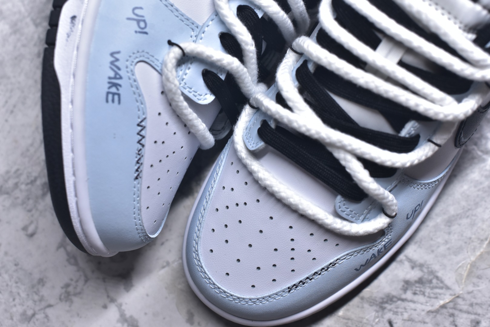 图片[8]-#Nike SB Dunk Low 绑带 周年高端定制 低帮休闲板鞋 DD1391-100 #定制鞋盒 大厂纯原品质出货 超高清洁度 皮料切割干净无任何毛边 细节完美 尺码：40 40.5 41 42 42.5 43 44 44.5 45 46-选品中心