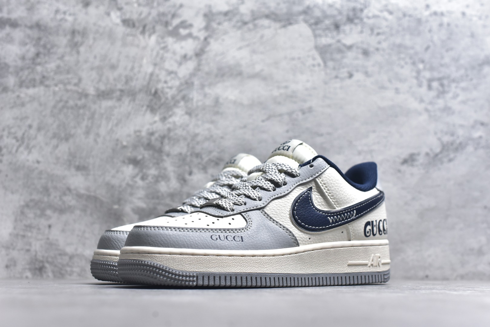 图片[2]-#Nike Air Force 1\’07 Low 古驰联名 灰蓝勾 空军一号低帮休闲板鞋 XS1958-543 #原楦头原纸板 原装鞋盒 定制五金配件 内置全掌气垫 原厂鞋底 尺码：36 36.5 37.5 38 38.5 39 40 40.5 41 42 42.5 43 44 44.5 45 9.D4-选品中心