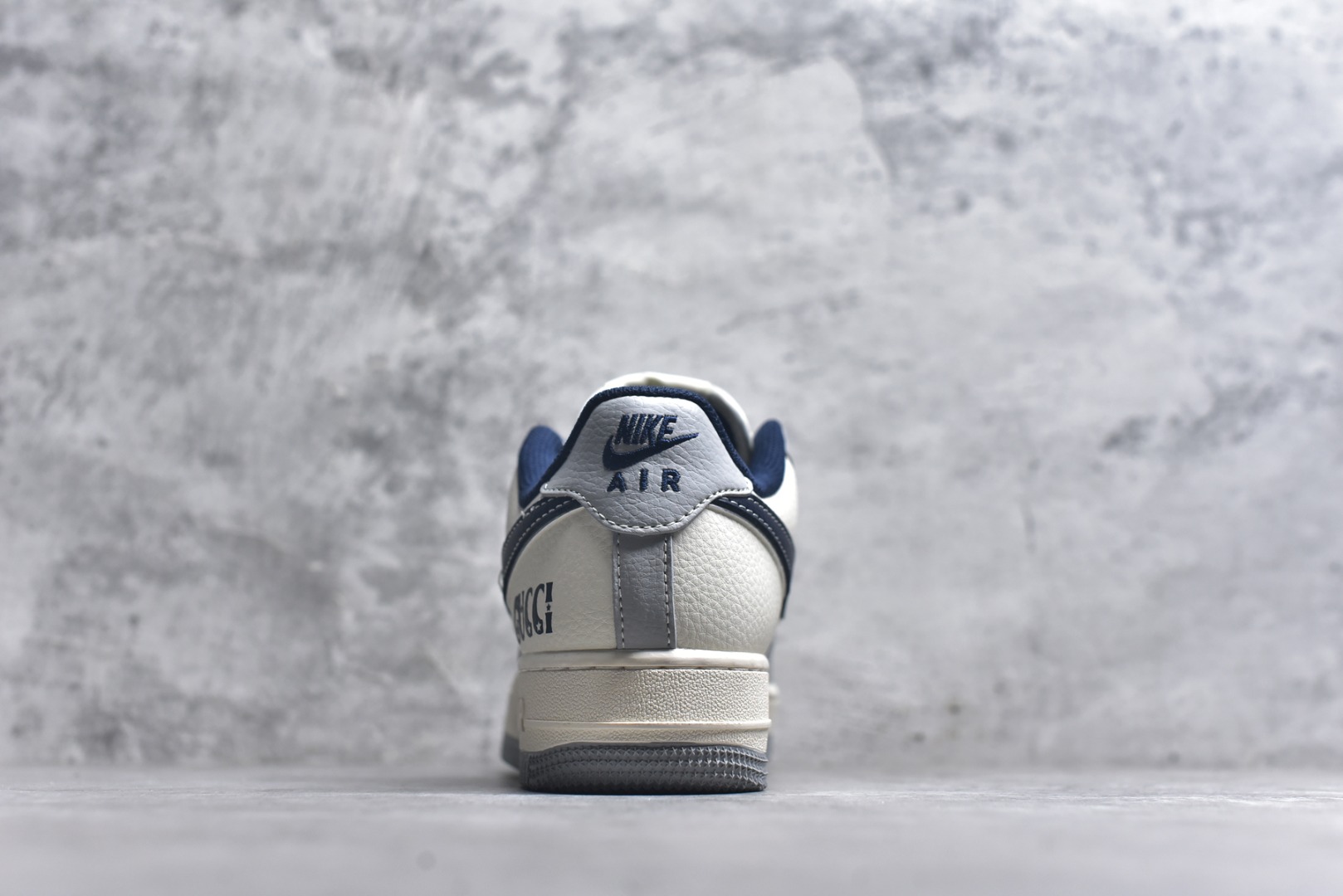 图片[5]-#Nike Air Force 1\’07 Low 古驰联名 灰蓝勾 空军一号低帮休闲板鞋 XS1958-543 #原楦头原纸板 原装鞋盒 定制五金配件 内置全掌气垫 原厂鞋底 尺码：36 36.5 37.5 38 38.5 39 40 40.5 41 42 42.5 43 44 44.5 45 9.D4-选品中心