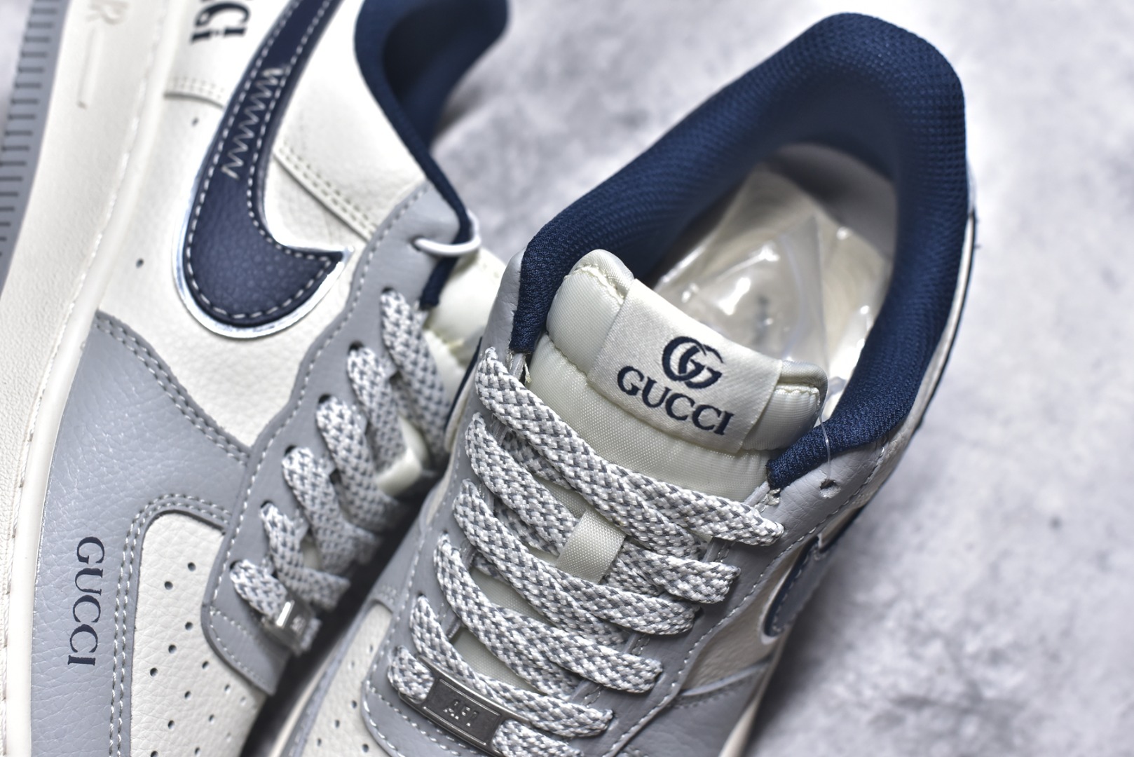 图片[9]-#Nike Air Force 1\’07 Low 古驰联名 灰蓝勾 空军一号低帮休闲板鞋 XS1958-543 #原楦头原纸板 原装鞋盒 定制五金配件 内置全掌气垫 原厂鞋底 尺码：36 36.5 37.5 38 38.5 39 40 40.5 41 42 42.5 43 44 44.5 45 9.D4-选品中心