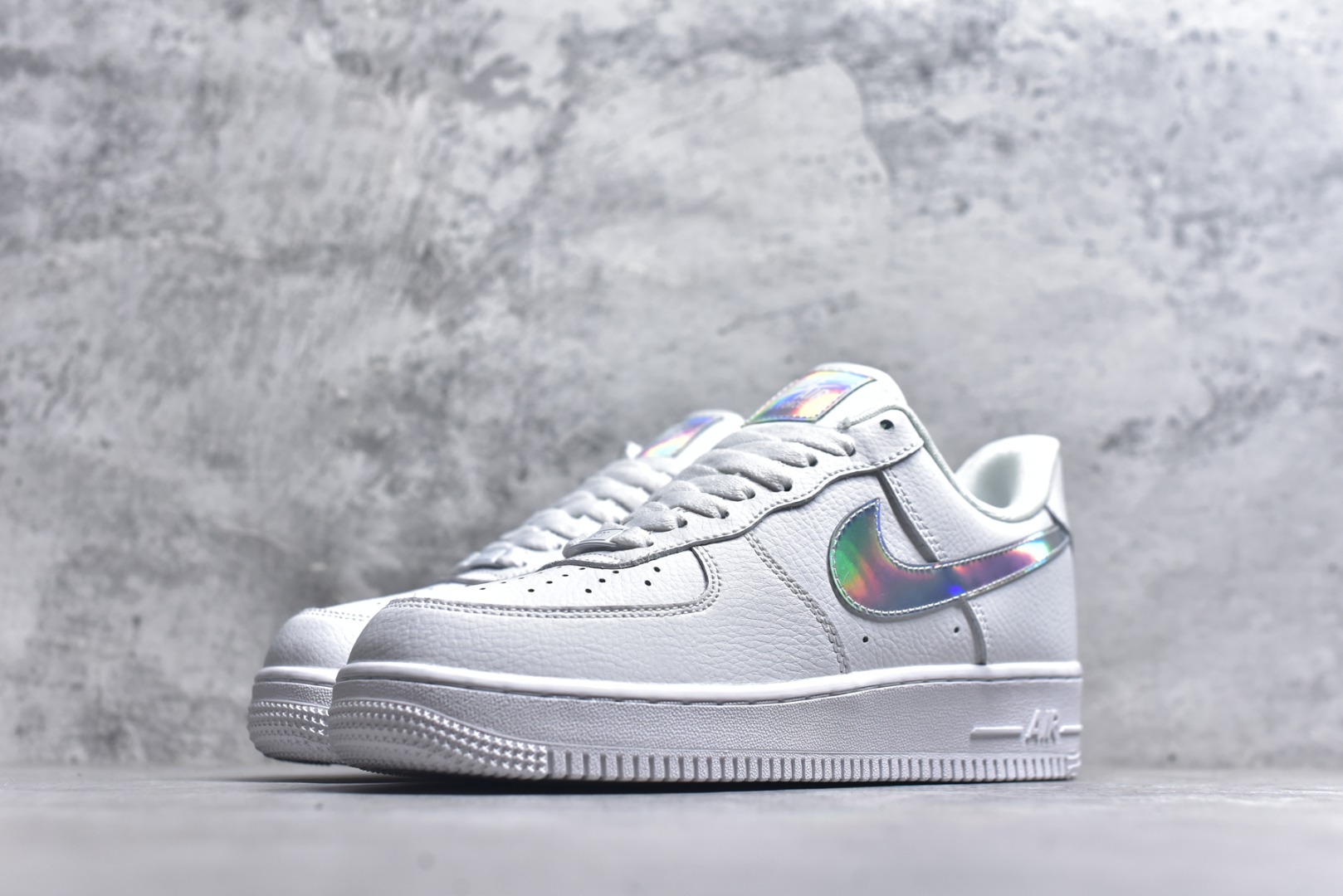 图片[2]-#Nike Air Force 1 Low 原厂冲刀皮料切割干净无任何毛边清洁度细节完美 做工细节全方位比对 原楦原纸板打造纯正空军专注外贸渠道全掌内置蜂窝气垫原盒配件原厂中底钢印拉帮完美 货号：CJ1646-100 尺码：36 36.5 37.5 38 38.5 39 40 40.5 41 42 42.5 43 44 44.5 45-选品中心