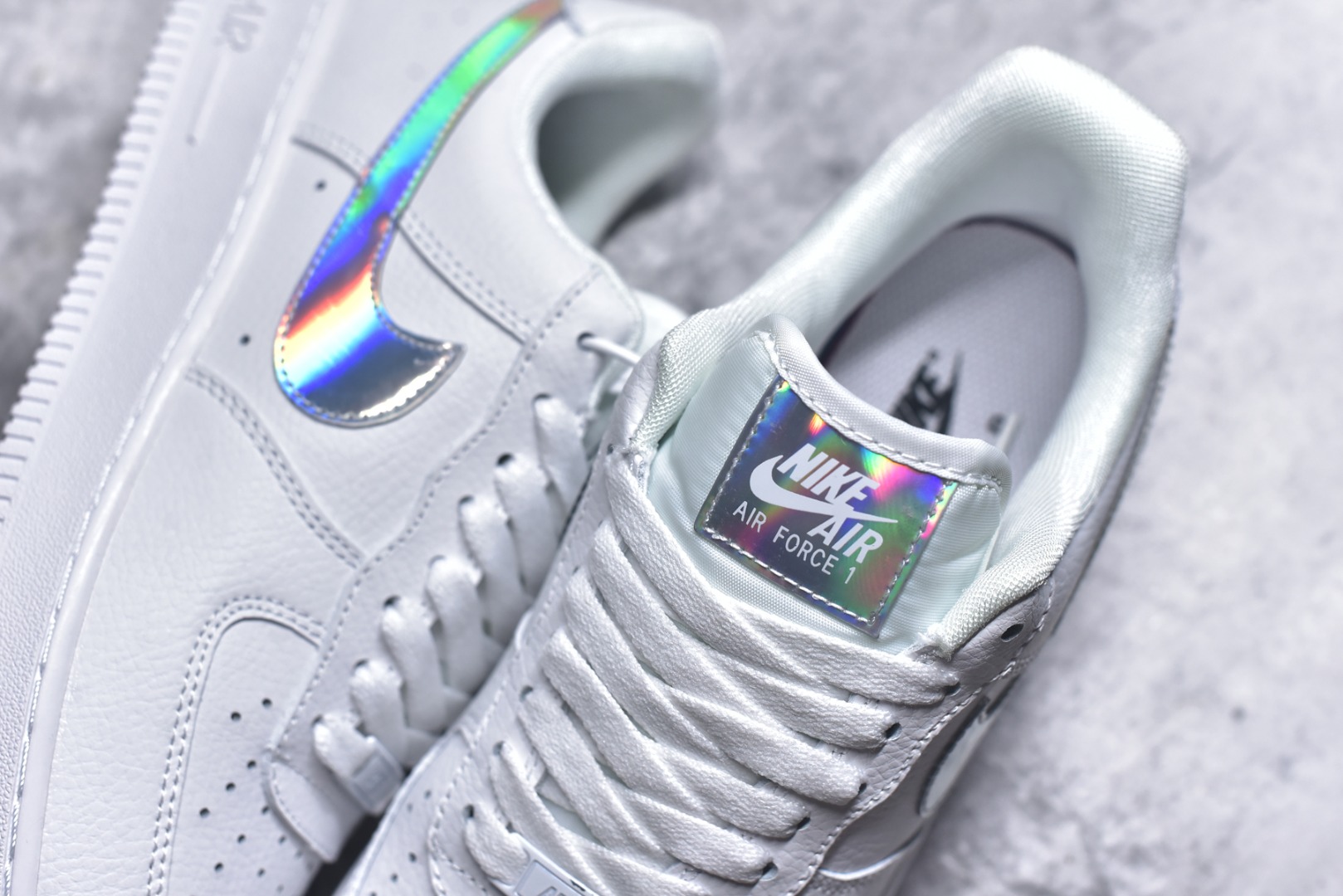 图片[9]-#Nike Air Force 1 Low 原厂冲刀皮料切割干净无任何毛边清洁度细节完美 做工细节全方位比对 原楦原纸板打造纯正空军专注外贸渠道全掌内置蜂窝气垫原盒配件原厂中底钢印拉帮完美 货号：CJ1646-100 尺码：36 36.5 37.5 38 38.5 39 40 40.5 41 42 42.5 43 44 44.5 45-选品中心