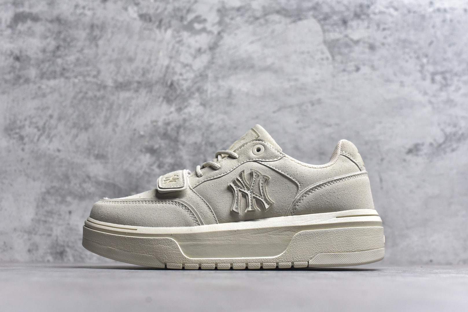 #MLB 乳白色 3ASXP015N（GP002）男女鞋 36 36.5 37.5 38 38.5 39 40.5 41 42 42.5 43 44 45-选品中心