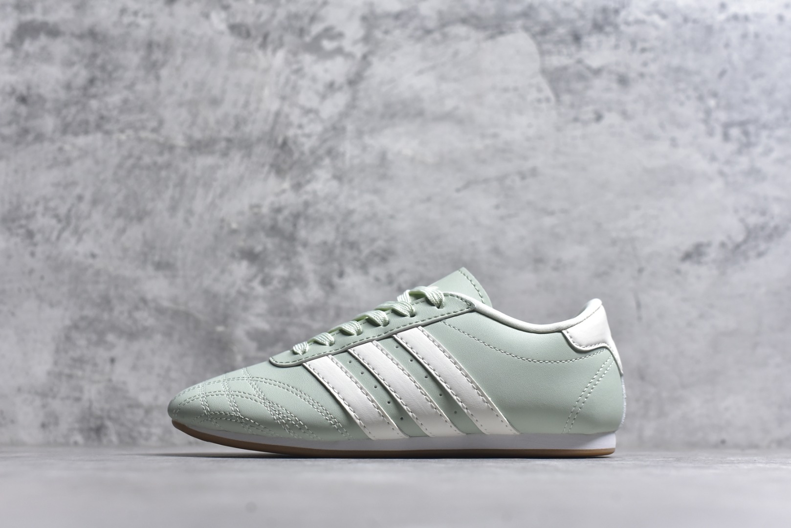 #AD Originals Taekwondo 时尚百搭防滑低帮训练鞋 尺码：36 36.5 37 38 38.5 39 40 40.5 41 42 42.5 43 44 44.5 45-选品中心