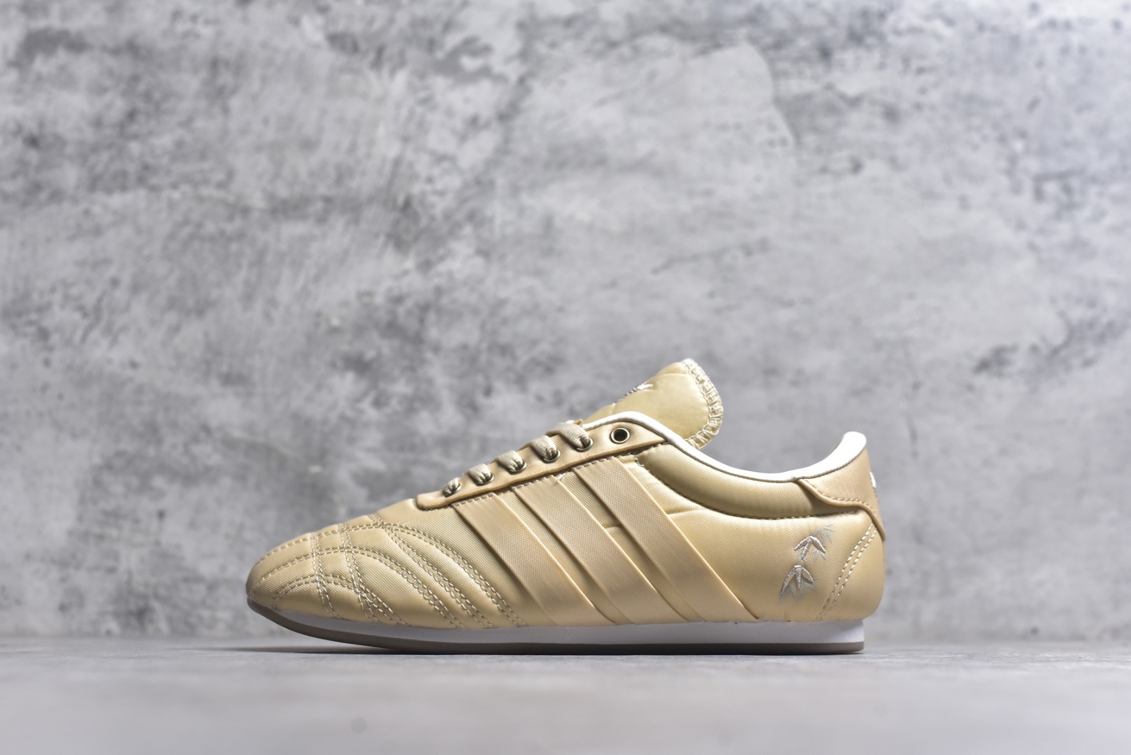 #AD Originals Taekwondo 时尚百搭防滑低帮训练鞋 尺码：36 36.5 37 38 38.5 39 40 40.5 41 42 42.5 43 44 44.5 45-选品中心