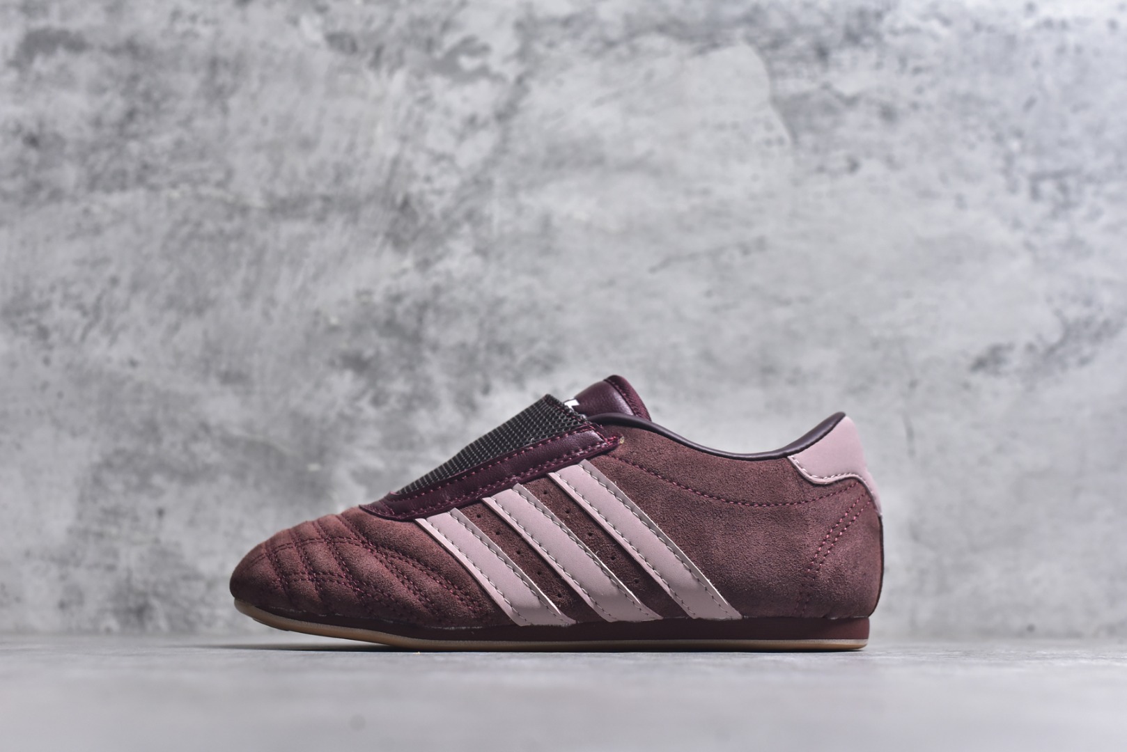 #AD Originals Taekwondo 时尚百搭防滑低帮训练鞋 尺码：36 36.5 37 38 38.5 39 40 40.5 41 42 42.5 43 44 44.5 45-选品中心