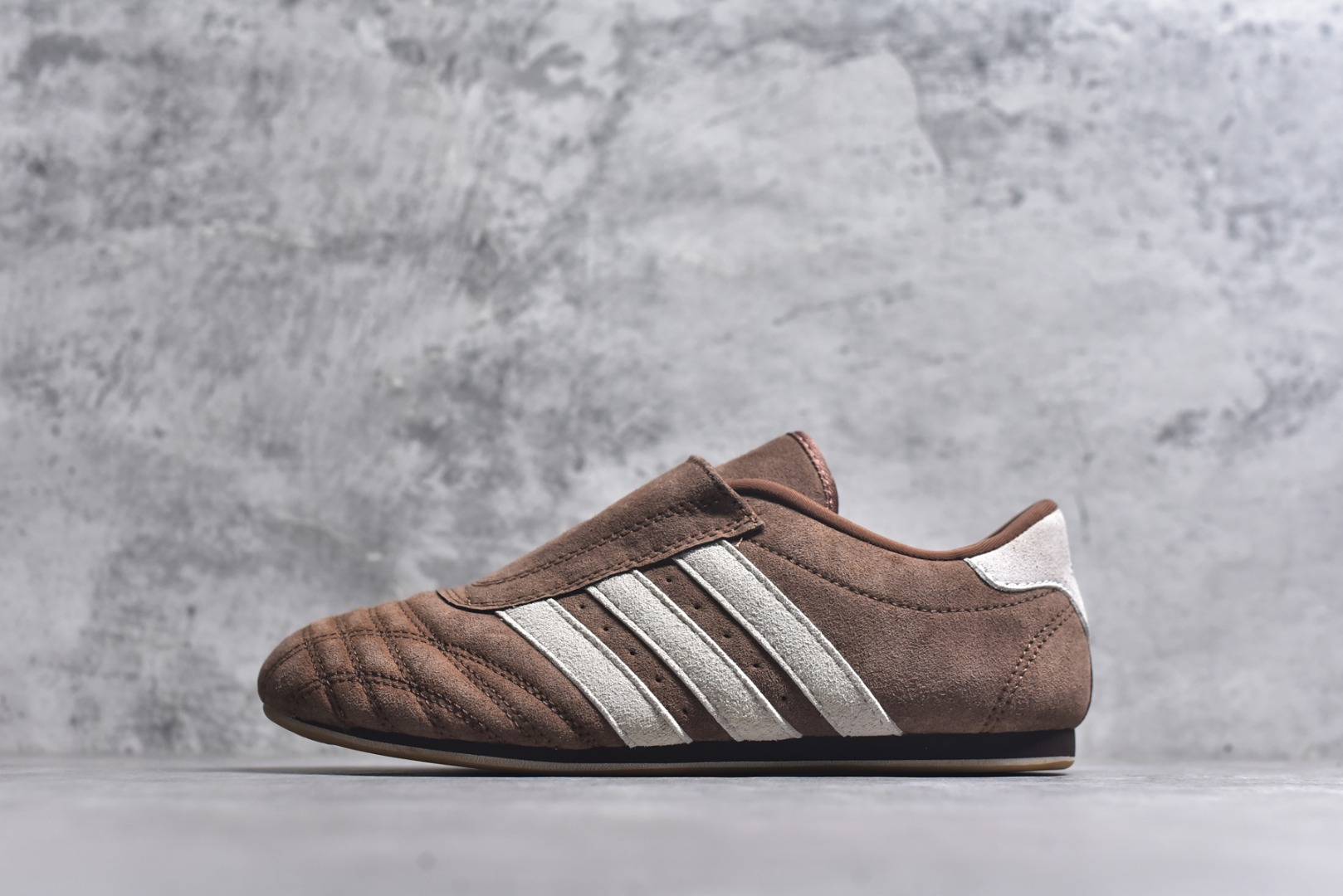 #AD Originals Taekwondo 时尚百搭防滑低帮训练鞋 尺码：36 36.5 37 38 38.5 39 40 40.5 41 42 42.5 43 44 44.5 45-选品中心