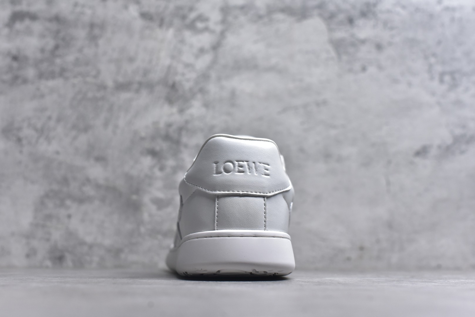 图片[5]-#罗意威LOEWE Ballet Runner 皮革 简约圆头小白鞋 系带 低帮板鞋 运动休闲鞋 尺码：35 36 37 38 39 40 41 42 43 44 45-选品中心