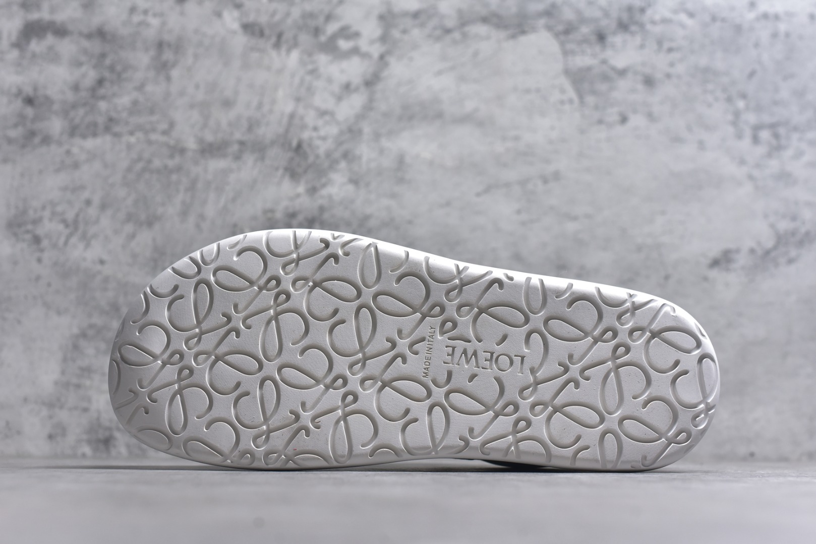 图片[6]-#罗意威LOEWE Ballet Runner 皮革 简约圆头小白鞋 系带 低帮板鞋 运动休闲鞋 尺码：35 36 37 38 39 40 41 42 43 44 45-选品中心