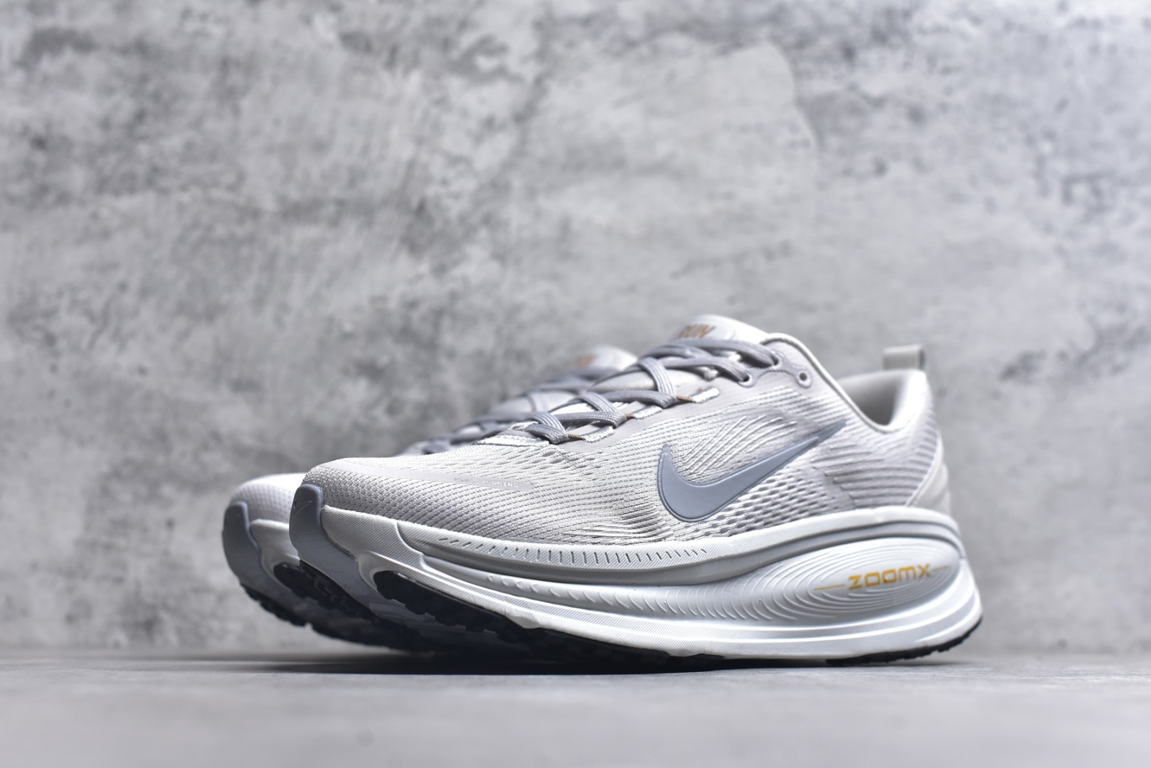 图片[2]-#ZOOM 登月 V18 灰色 HM6803-009 男鞋 尺码 39 40 40.5 41 42 42.5 43 44 44.5 45-选品中心