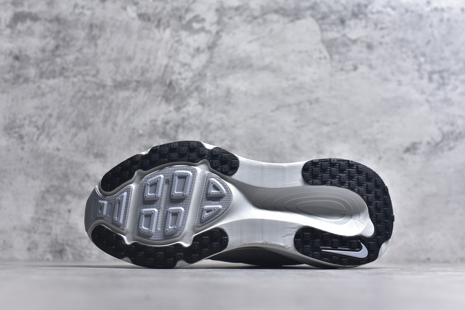 图片[6]-#ZOOM 登月 V18 灰色 HM6803-009 男鞋 尺码 39 40 40.5 41 42 42.5 43 44 44.5 45-选品中心