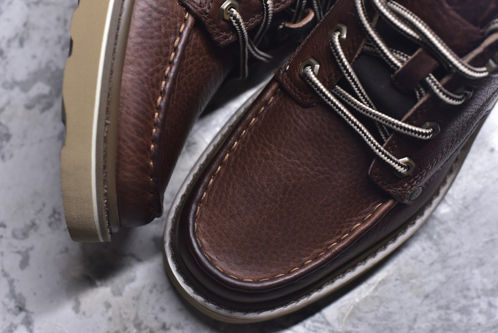 图片[8]-# 2025ssCAT/卡特 硬汉推土机品牌 货号723603秋冬款 推土机二代户外工装靴天猫同款 原装渠道 重磅销量款来袭 纯正固特异工艺 专柜同步在售 同版型经典热销款 堪称正品复印机原盒防伪一应俱全 海淘平台渠道专供版本 固特异永不开胶 耐磨耐操 进口五金皮 原单皮料 进口橡胶大底 各处小细节可与正品对比 尺码：39-44（皮鞋码）-选品中心