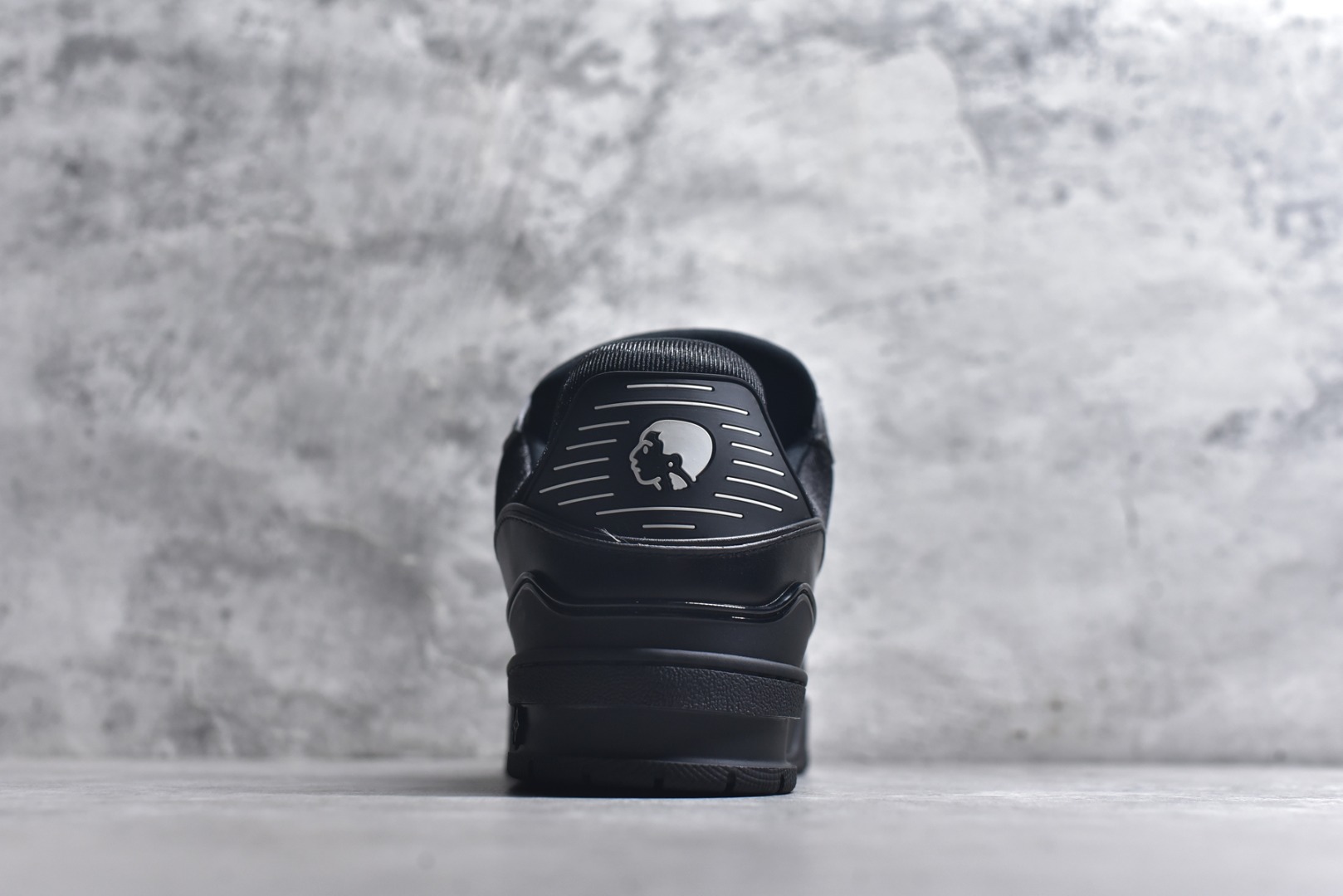 图片[5]-#AM-甄选 碾压市场7××版本 独家𝑻𝒓𝒂𝒊𝒏𝒆𝒓 现货入库💪🏻 救市品质 走量拉新神器 独家高定版最强平替 价格优势碾压市场 救市批次 高端零售 外贸专供 原版购入开发 正确空胶工艺 ZP级全套包装 完美楦型 正确卡色 大底TPU 质感媲美原版 细节与原版一致 注意区分市面通货 比肩高定 尺码：39-46-选品中心