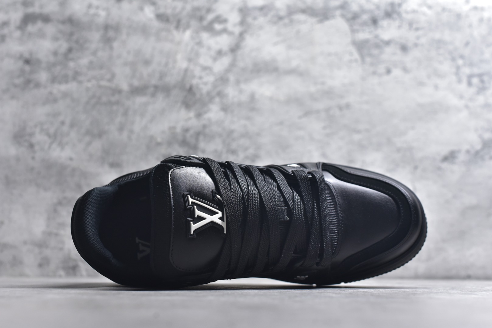 图片[4]-#AM-甄选 碾压市场7××版本 独家𝑻𝒓𝒂𝒊𝒏𝒆𝒓 现货入库💪🏻 救市品质 走量拉新神器 独家高定版最强平替 价格优势碾压市场 救市批次 高端零售 外贸专供 原版购入开发 正确空胶工艺 ZP级全套包装 完美楦型 正确卡色 大底TPU 质感媲美原版 细节与原版一致 注意区分市面通货 比肩高定 尺码：39-46-选品中心