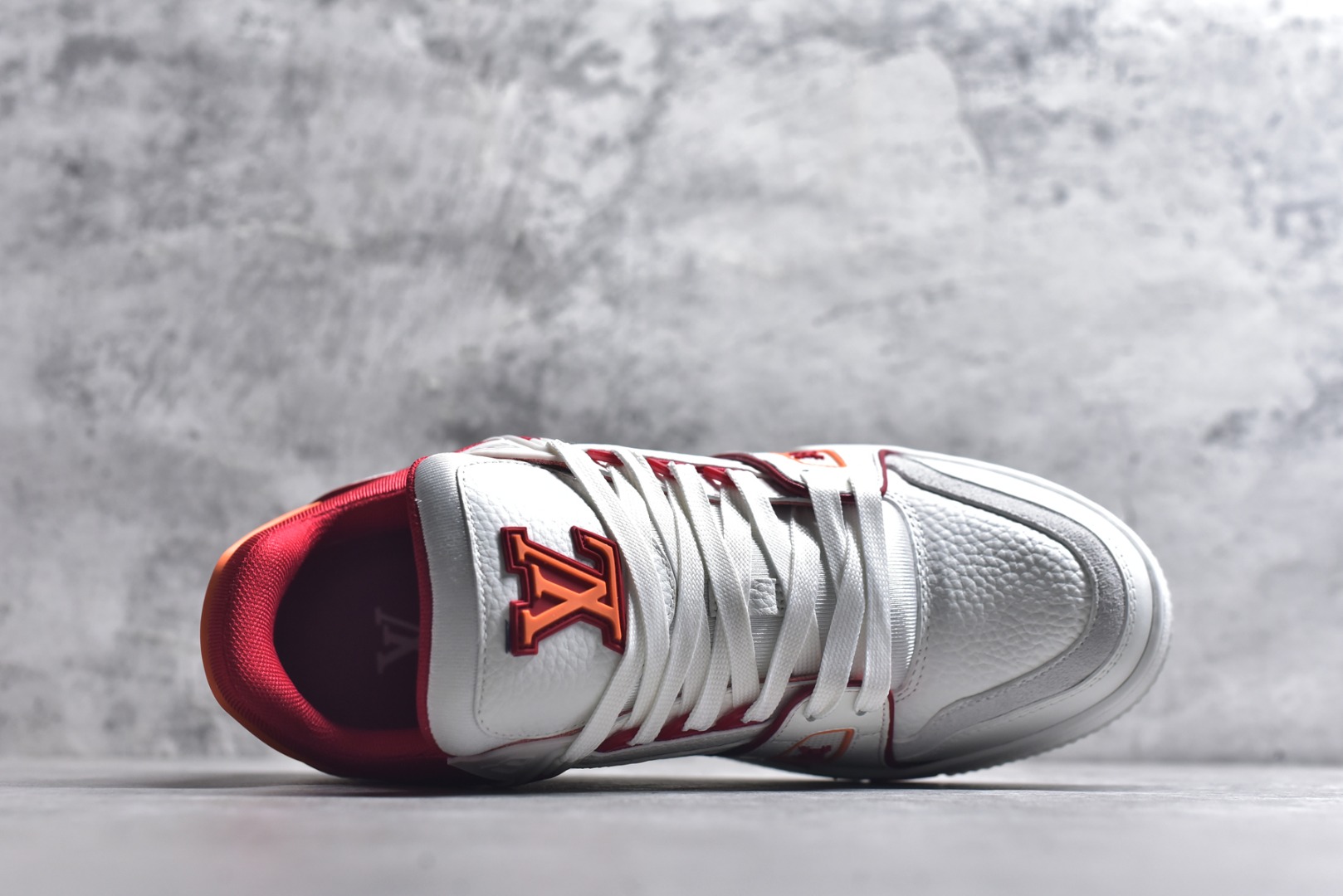 图片[4]-#AM-甄选 碾压市场7××版本 独家𝑻𝒓𝒂𝒊𝒏𝒆𝒓 现货入库💪🏻 救市品质 走量拉新神器 独家高定版最强平替 价格优势碾压市场 救市批次 高端零售 外贸专供 原版购入开发 正确空胶工艺 ZP级全套包装 完美楦型 正确卡色 大底TPU 质感媲美原版 细节与原版一致 注意区分市面通货 比肩高定 尺码：39-46-选品中心