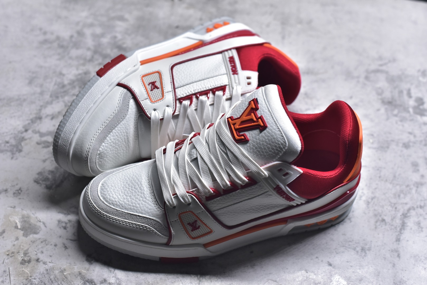 图片[7]-#AM-甄选 碾压市场7××版本 独家𝑻𝒓𝒂𝒊𝒏𝒆𝒓 现货入库💪🏻 救市品质 走量拉新神器 独家高定版最强平替 价格优势碾压市场 救市批次 高端零售 外贸专供 原版购入开发 正确空胶工艺 ZP级全套包装 完美楦型 正确卡色 大底TPU 质感媲美原版 细节与原版一致 注意区分市面通货 比肩高定 尺码：39-46-选品中心