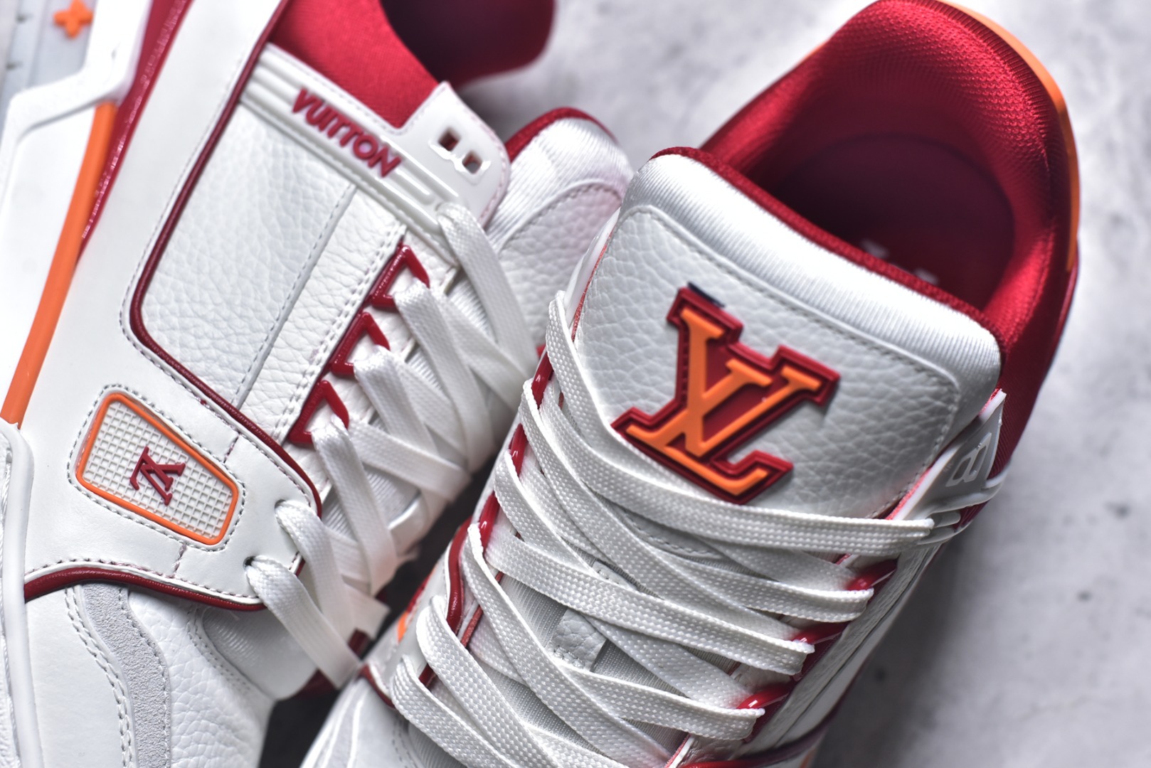 图片[9]-#AM-甄选 碾压市场7××版本 独家𝑻𝒓𝒂𝒊𝒏𝒆𝒓 现货入库💪🏻 救市品质 走量拉新神器 独家高定版最强平替 价格优势碾压市场 救市批次 高端零售 外贸专供 原版购入开发 正确空胶工艺 ZP级全套包装 完美楦型 正确卡色 大底TPU 质感媲美原版 细节与原版一致 注意区分市面通货 比肩高定 尺码：39-46-选品中心