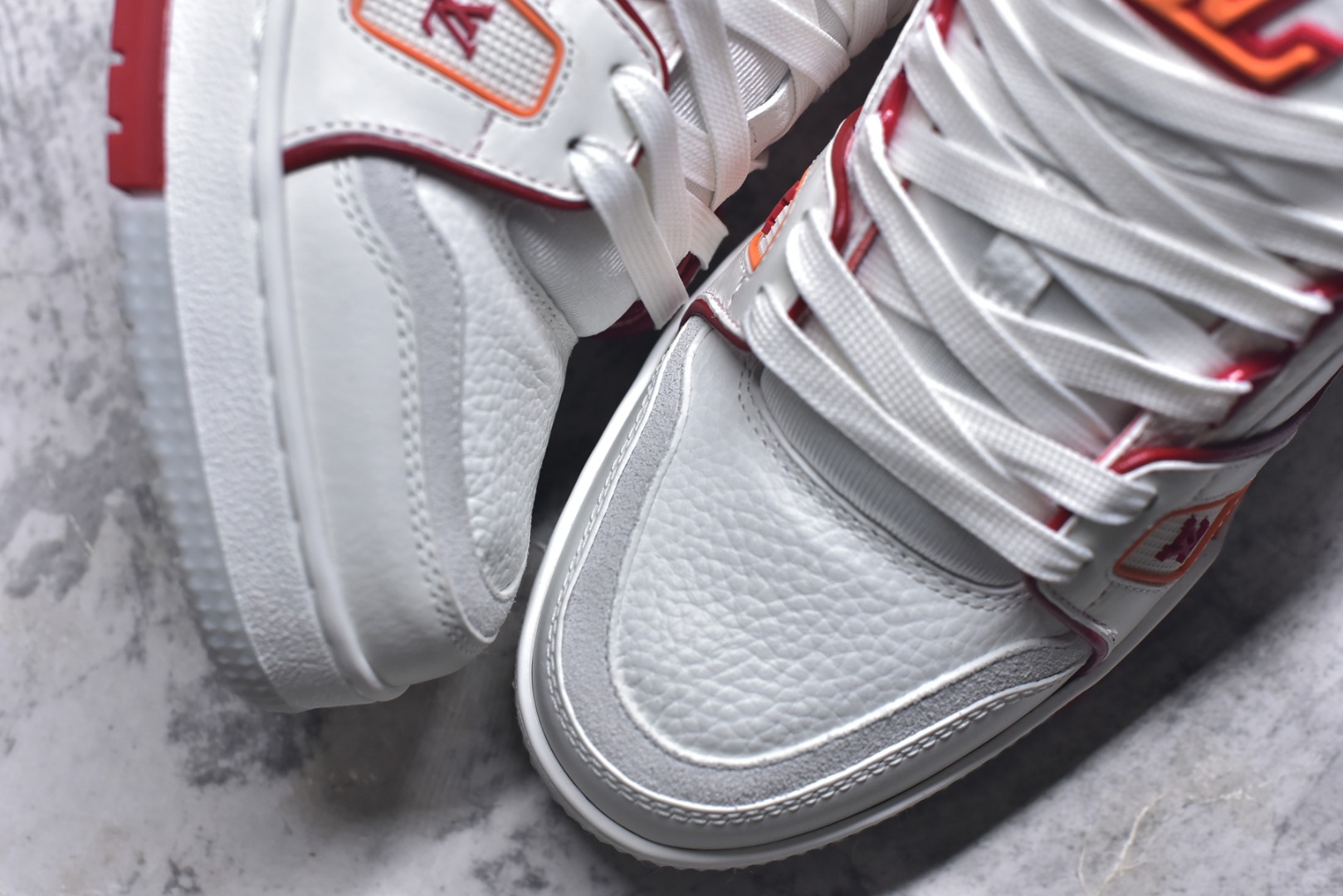 图片[8]-#AM-甄选 碾压市场7××版本 独家𝑻𝒓𝒂𝒊𝒏𝒆𝒓 现货入库💪🏻 救市品质 走量拉新神器 独家高定版最强平替 价格优势碾压市场 救市批次 高端零售 外贸专供 原版购入开发 正确空胶工艺 ZP级全套包装 完美楦型 正确卡色 大底TPU 质感媲美原版 细节与原版一致 注意区分市面通货 比肩高定 尺码：39-46-选品中心