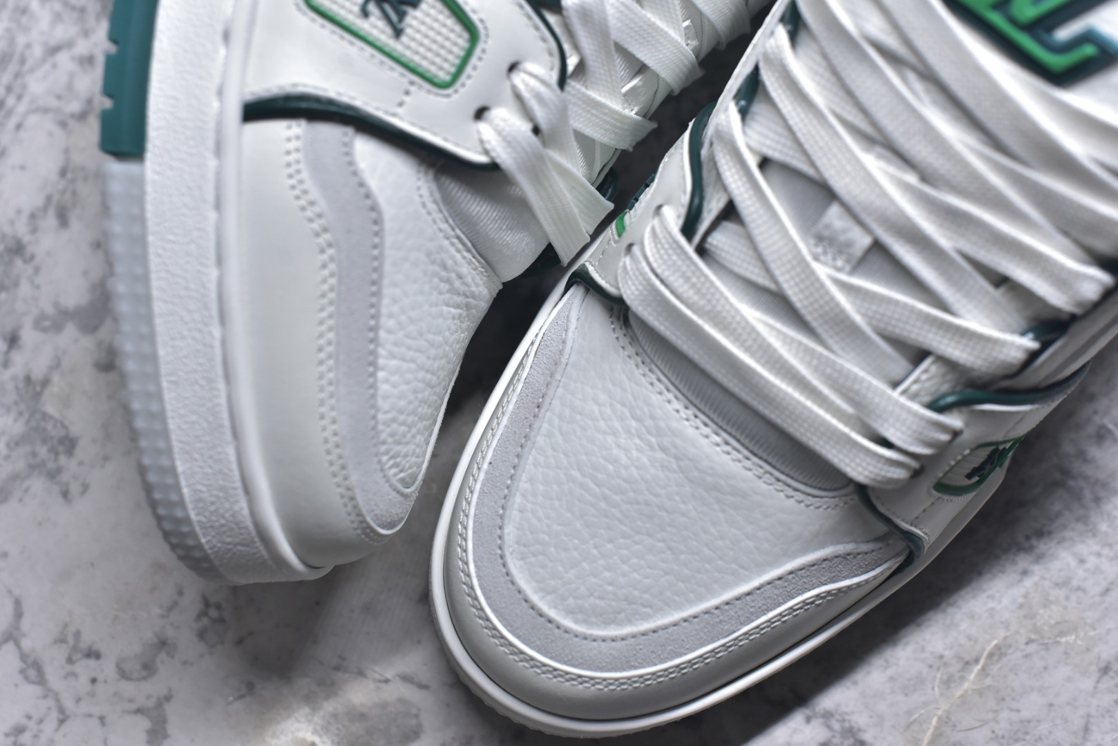 图片[8]-#AM-甄选 碾压市场7××版本 独家𝑻𝒓𝒂𝒊𝒏𝒆𝒓 现货入库💪🏻 救市品质 走量拉新神器 独家高定版最强平替 价格优势碾压市场 救市批次 高端零售 外贸专供 原版购入开发 正确空胶工艺 ZP级全套包装 完美楦型 正确卡色 大底TPU 质感媲美原版 细节与原版一致 注意区分市面通货 比肩高定 尺码：39-46-选品中心