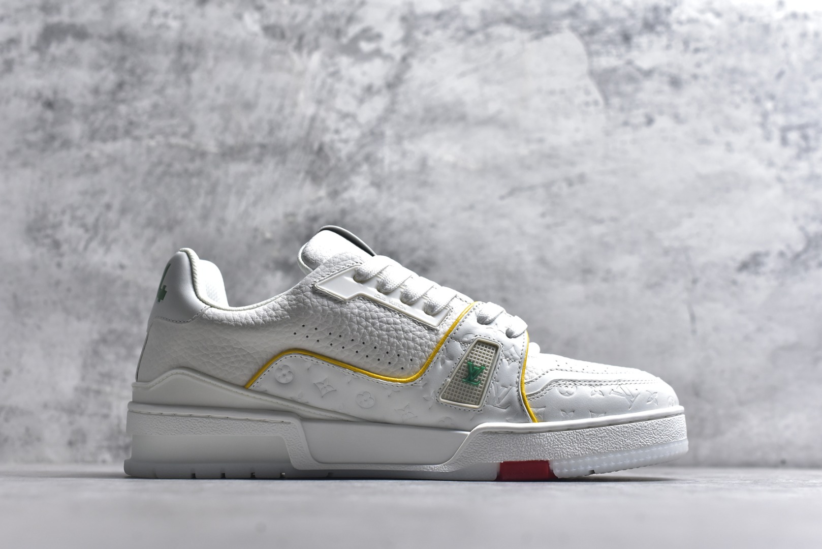 图片[3]-#AM-甄选 碾压市场7××版本 独家𝑻𝒓𝒂𝒊𝒏𝒆𝒓 现货入库💪🏻 救市品质 走量拉新神器 独家高定版最强平替 价格优势碾压市场 救市批次 高端零售 外贸专供 原版购入开发 正确空胶工艺 ZP级全套包装 完美楦型 正确卡色 大底TPU 质感媲美原版 细节与原版一致 注意区分市面通货 比肩高定 尺码：39-46-选品中心