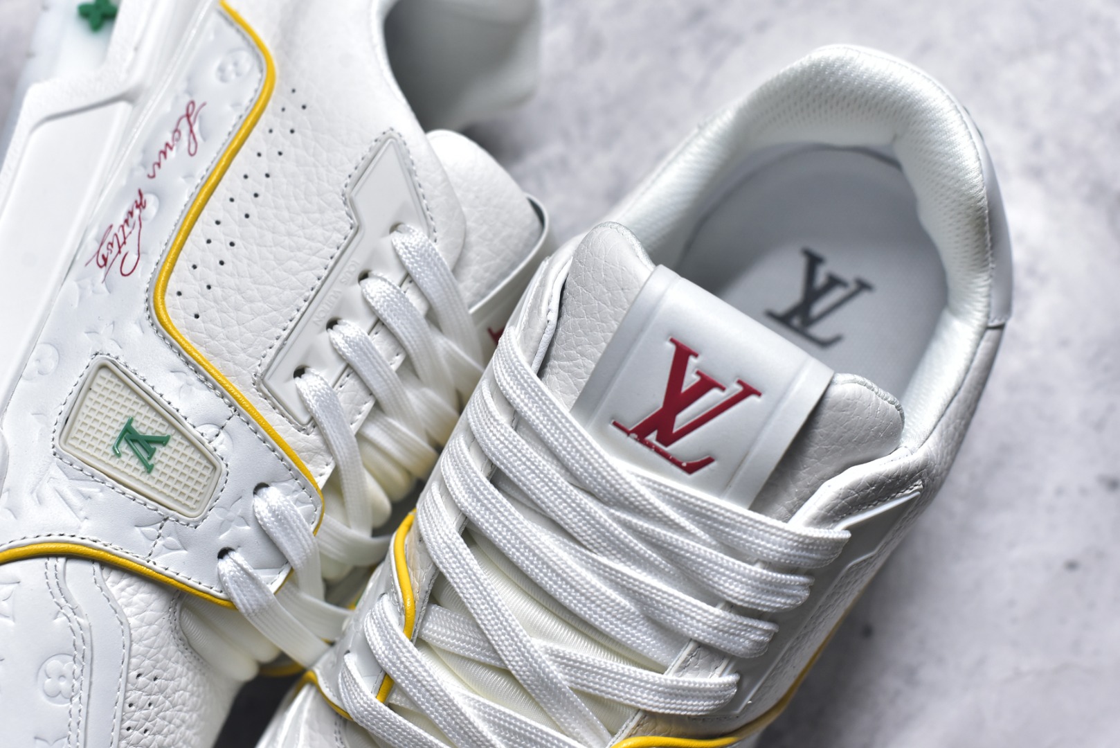 图片[9]-#AM-甄选 碾压市场7××版本 独家𝑻𝒓𝒂𝒊𝒏𝒆𝒓 现货入库💪🏻 救市品质 走量拉新神器 独家高定版最强平替 价格优势碾压市场 救市批次 高端零售 外贸专供 原版购入开发 正确空胶工艺 ZP级全套包装 完美楦型 正确卡色 大底TPU 质感媲美原版 细节与原版一致 注意区分市面通货 比肩高定 尺码：39-46-选品中心