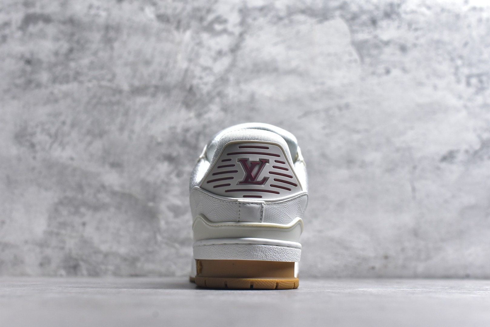 图片[5]-#AM-甄选 碾压市场7××版本 独家𝑻𝒓𝒂𝒊𝒏𝒆𝒓 现货入库💪🏻 救市品质 走量拉新神器 独家高定版最强平替 价格优势碾压市场 救市批次 高端零售 外贸专供 原版购入开发 正确空胶工艺 ZP级全套包装 完美楦型 正确卡色 大底TPU 质感媲美原版 细节与原版一致 注意区分市面通货 比肩高定 尺码：39-46-选品中心