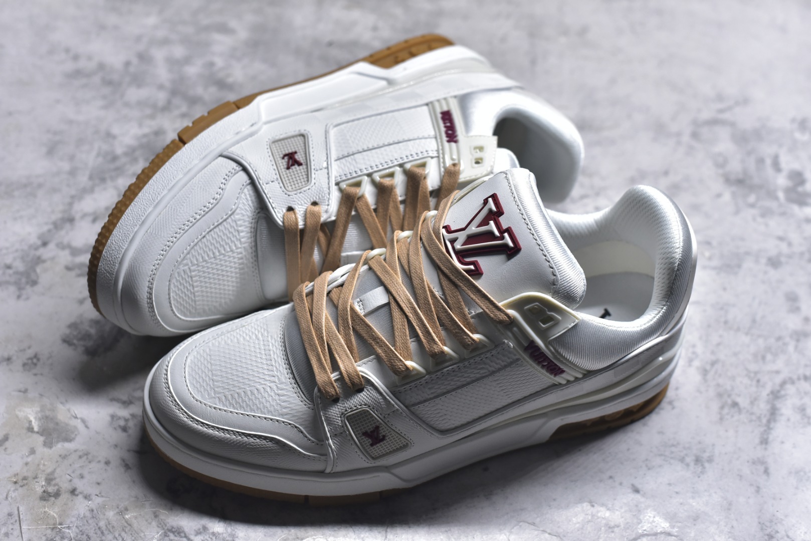 图片[7]-#AM-甄选 碾压市场7××版本 独家𝑻𝒓𝒂𝒊𝒏𝒆𝒓 现货入库💪🏻 救市品质 走量拉新神器 独家高定版最强平替 价格优势碾压市场 救市批次 高端零售 外贸专供 原版购入开发 正确空胶工艺 ZP级全套包装 完美楦型 正确卡色 大底TPU 质感媲美原版 细节与原版一致 注意区分市面通货 比肩高定 尺码：39-46-选品中心