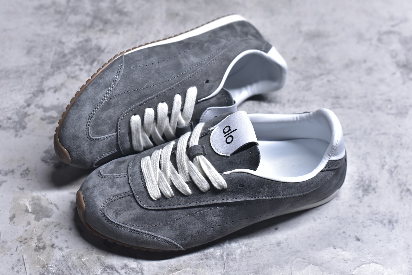 图片[7]-#Alo Yoga Sunset Sneaker 徳训生活休闲鞋 灰色 尺码：36 36.5 37 37.5 38 38.5 39 40 41 41.5 42 42.5 43 44 45 9.D4-选品中心