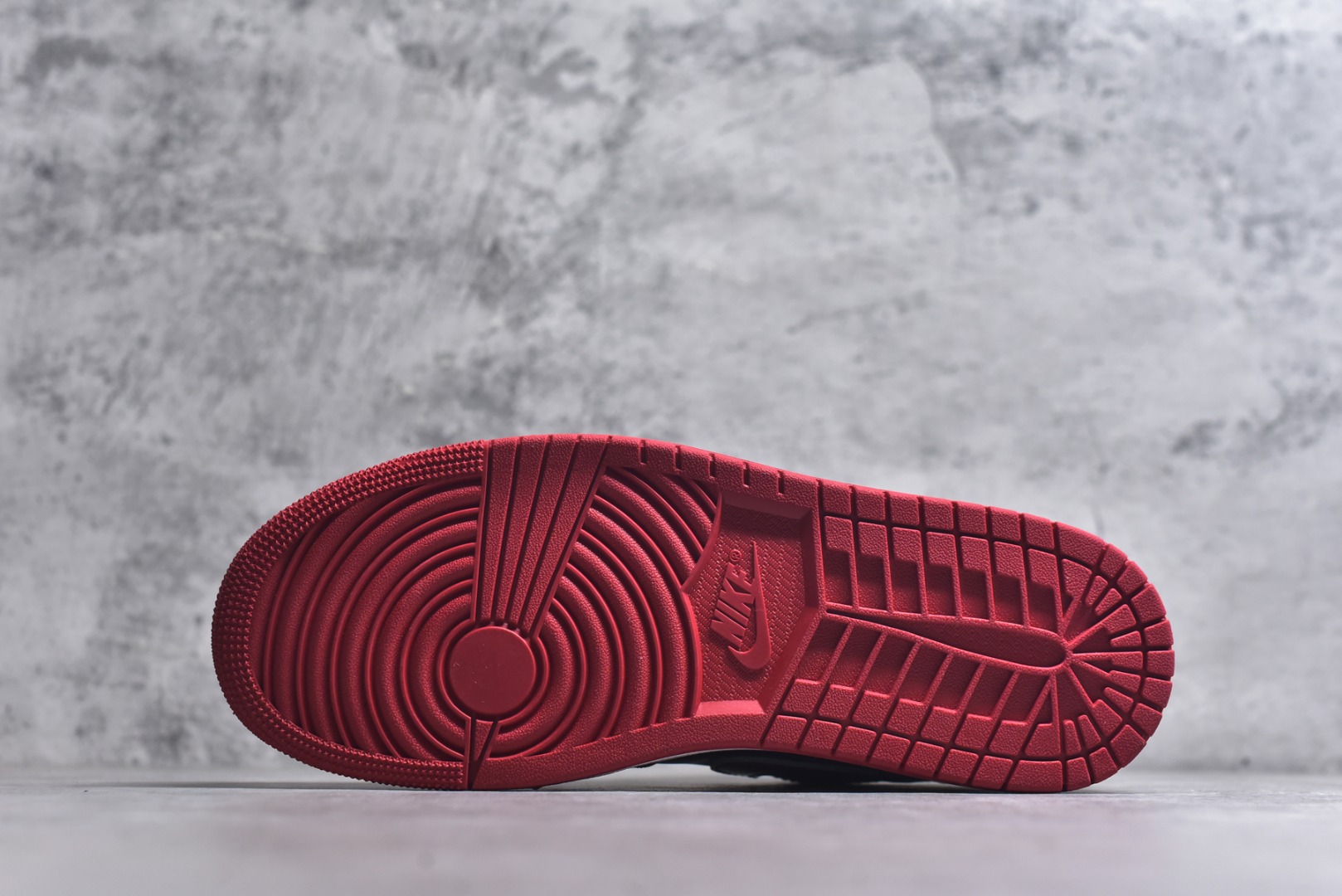 图片[6]-#Air Jordan AJ1 Low 低帮 HV4089-006 终端优势供应 市面中低帮最具代表性版本没有之一 口碑大厂出品 品控大底版型不断改良更新 全套原纸板楦头开发 确保原汁原味 完美呈现版型 完美零毛边处理 原厂内置全掌气垫 价格定位良心 平台专用代工流水线出品 一眼公司既视感 拿到手的一瞬间就与众不同 碾压市面所有版本 全部原鞋开发 每一个配色都会采购原鞋确认细节 打破市面看图做货无好货之说 尺码：36 36.5 37.5 38 38.5 39 40 40.5 41 42 42.5 43 44 44.5 45 46-选品中心