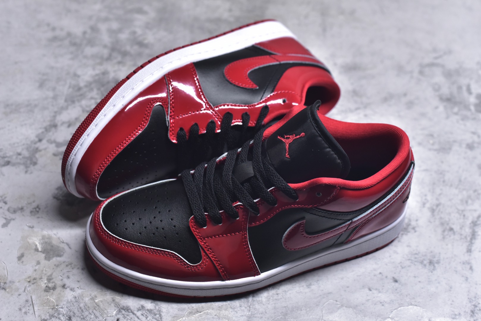 图片[7]-#Air Jordan AJ1 Low 低帮 HV4089-006 终端优势供应 市面中低帮最具代表性版本没有之一 口碑大厂出品 品控大底版型不断改良更新 全套原纸板楦头开发 确保原汁原味 完美呈现版型 完美零毛边处理 原厂内置全掌气垫 价格定位良心 平台专用代工流水线出品 一眼公司既视感 拿到手的一瞬间就与众不同 碾压市面所有版本 全部原鞋开发 每一个配色都会采购原鞋确认细节 打破市面看图做货无好货之说 尺码：36 36.5 37.5 38 38.5 39 40 40.5 41 42 42.5 43 44 44.5 45 46-选品中心