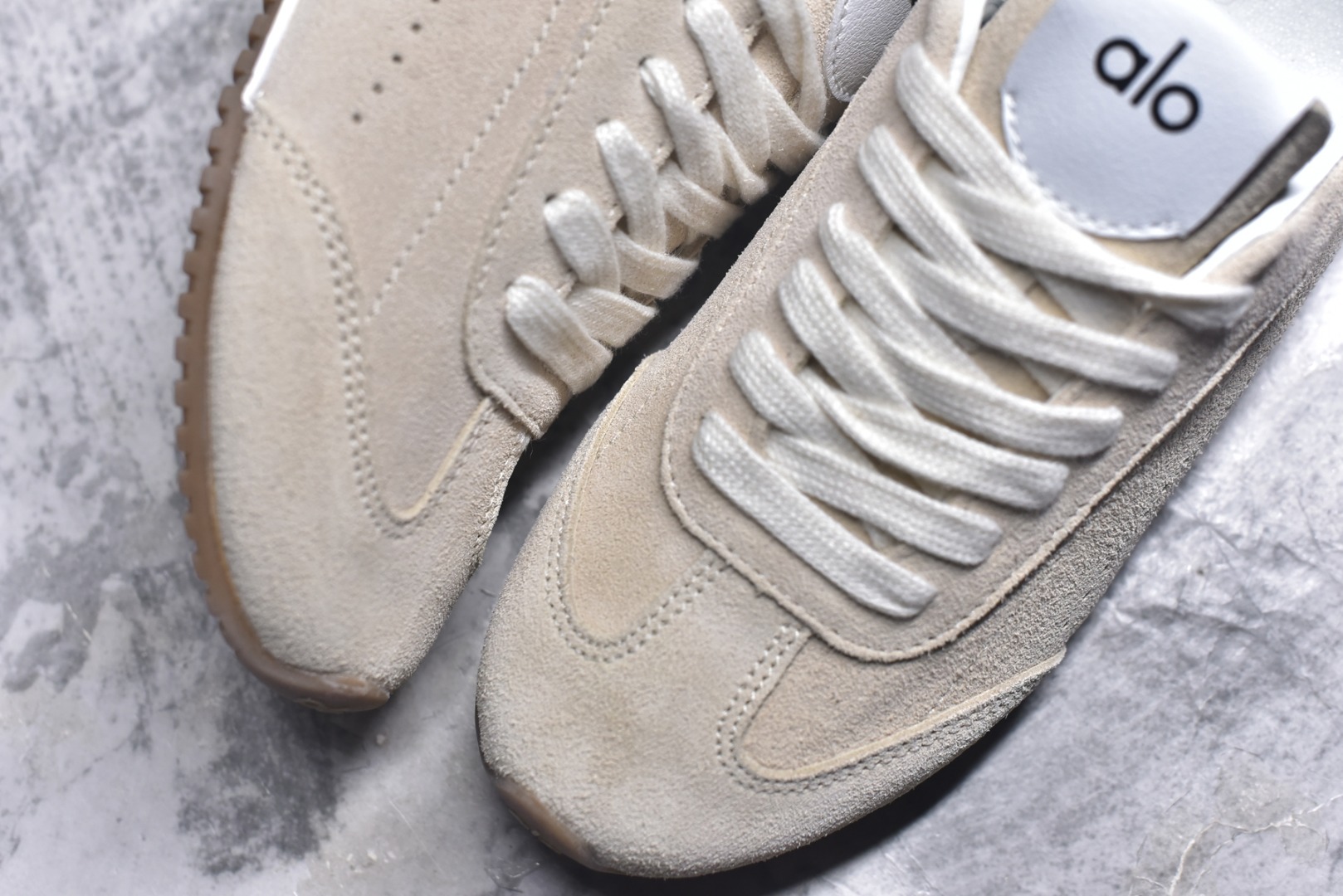 图片[8]-#Alo Yoga Sunset Sneaker 徳训生活休闲鞋 白色 尺码：36 36.5 37 37.5 38 38.5 39 40 41 41.5 42 42.5 43 44 45 9.D4-选品中心