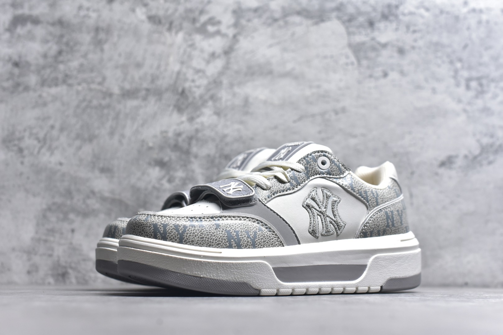 图片[2]-#MLB 灰色 3ASXP025N（GP016）50GRS 男女鞋 36 36.5 37.5 38 38.5 39 40.5 41 42 42.5 43 44 45-选品中心