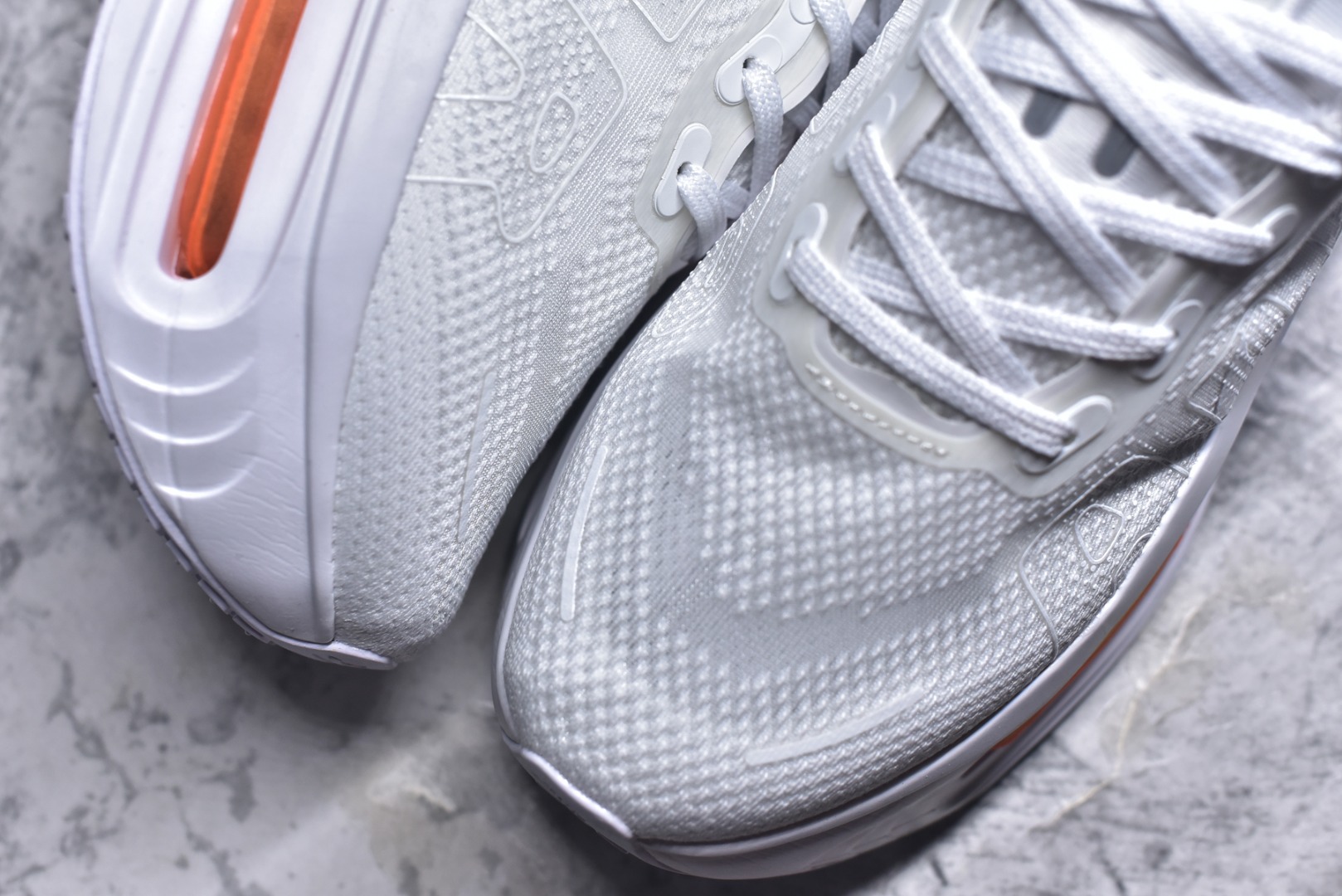 图片[8]-#Nike ZOOM PREMIUM 耐克 飞马 舒适减震防滑 低帮跑步鞋全掌ReactX泡绵中底 前掌和后跟还配备了Air Zoom气垫单元 据说跑起来更快更舒适哦 这次最大的升级点 首次引入了ReactX泡绵 货号：HQ2050 533 尺码：36-45-选品中心