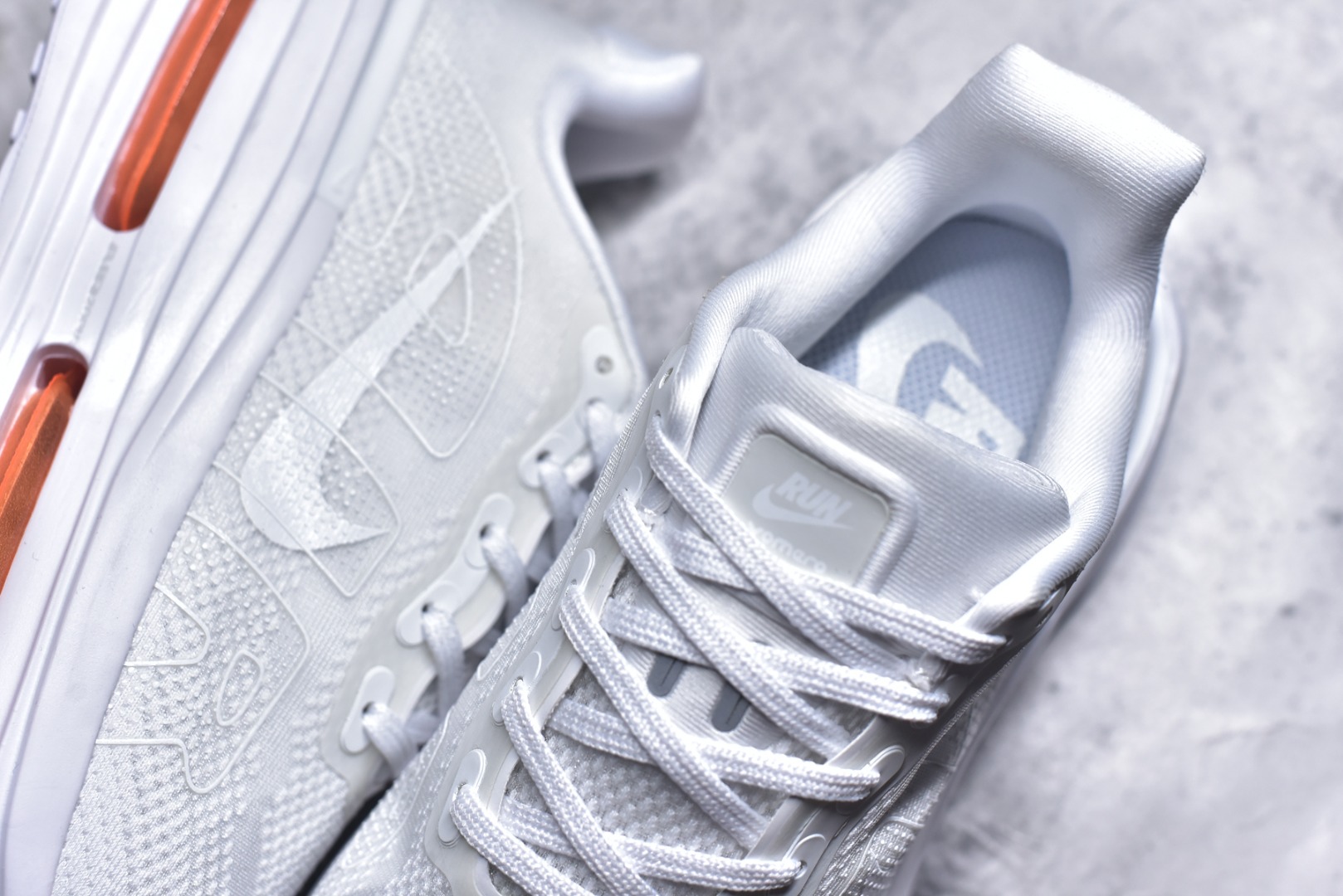 图片[9]-#Nike ZOOM PREMIUM 耐克 飞马 舒适减震防滑 低帮跑步鞋全掌ReactX泡绵中底 前掌和后跟还配备了Air Zoom气垫单元 据说跑起来更快更舒适哦 这次最大的升级点 首次引入了ReactX泡绵 货号：HQ2050 533 尺码：36-45-选品中心