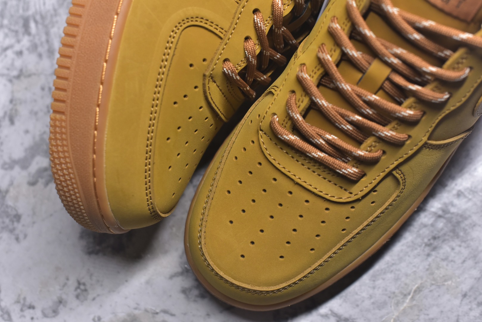 图片[8]-#耐克Nike AIR FORCE 1’07空军一号低帮百搭休闲运动板鞋。柔软、弹性十足的缓震性能和出色的中底设计，横跨复古与现代的外型结合，造就出风靡全球三十多年的Force 1。 货号：CJ9179-200 尺码：36 36.5 37.5 38 38.5 39 40 40.5 41 42 42.5 43 44 45-选品中心