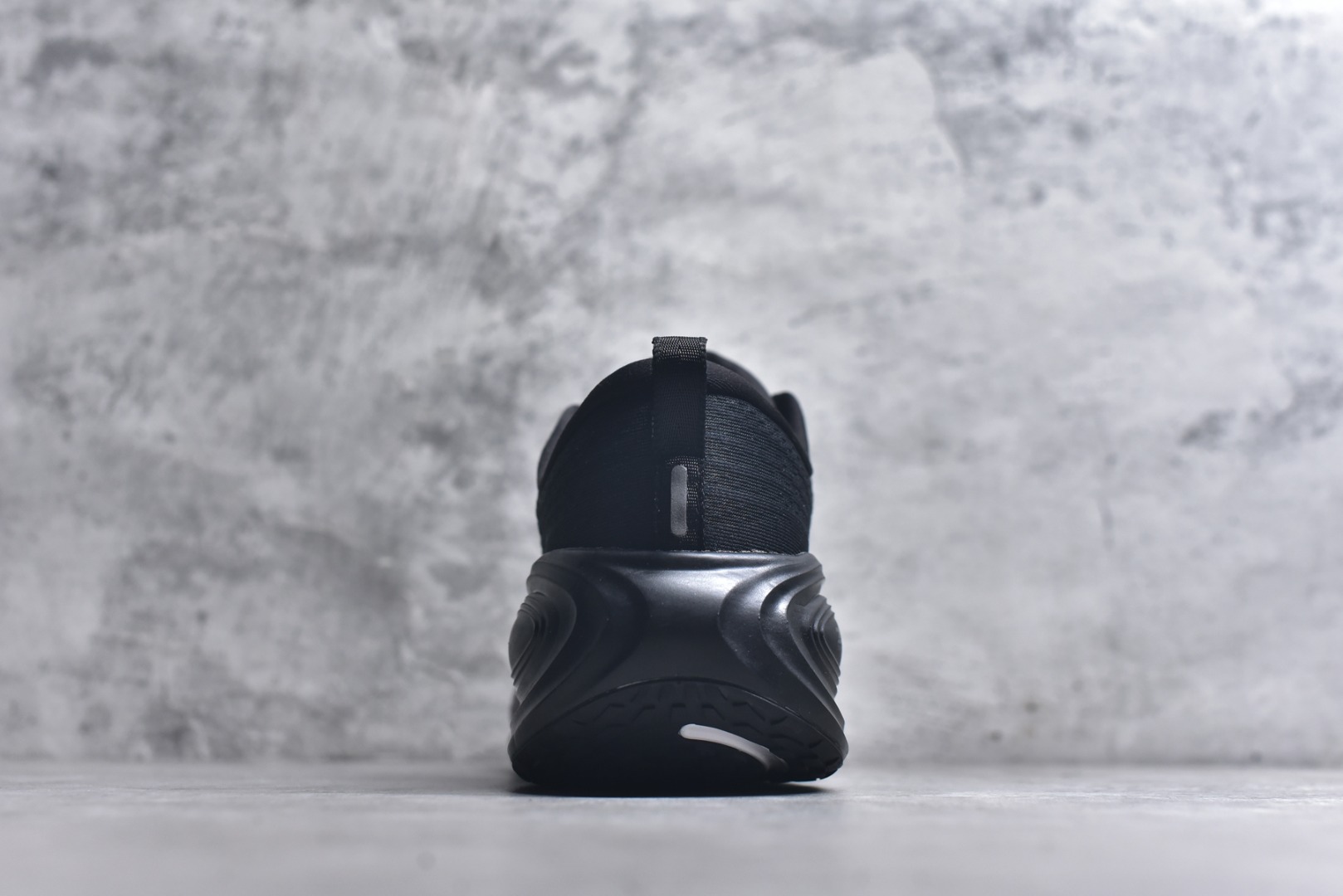 图片[5]-#NIKE VOMERO PLUS V18PLUS 登月 黑色 HV8150-003 男女鞋 36 36.5 37.5 38 38.5 39 40 40.5 41 42 42.5 43 44 44.5 45-选品中心