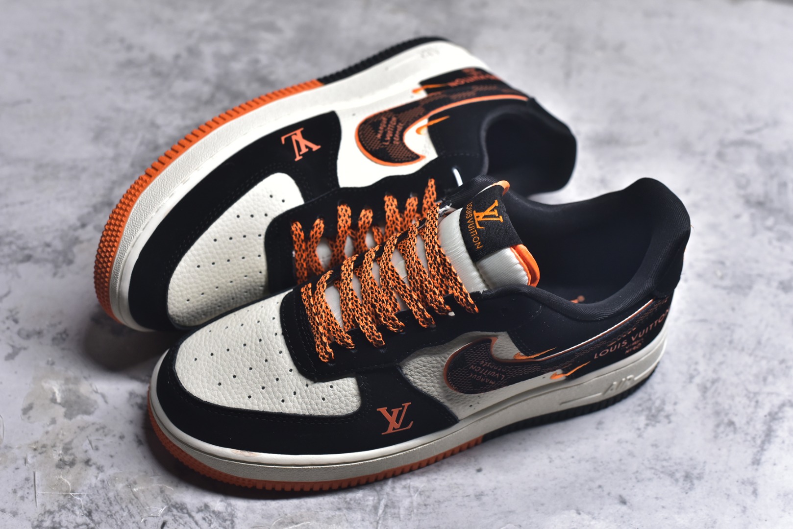 图片[7]-#海外爆款限量发售！公司级Nike Air Force 1 \’07 Low “LV联名——双拼米黑橙”空军一号 高端定制 低帮 运动鞋 休闲鞋 折边针车 工艺难度大 原楦头原纸板 原装鞋盒 定制五金配件 内置全掌气垫 原厂鞋底 货号：KJ1688-025 尺码：36 36.5 37.5 38 38.5 39 40 40.5 41 42 42.5 43 44 44.5 45-选品中心
